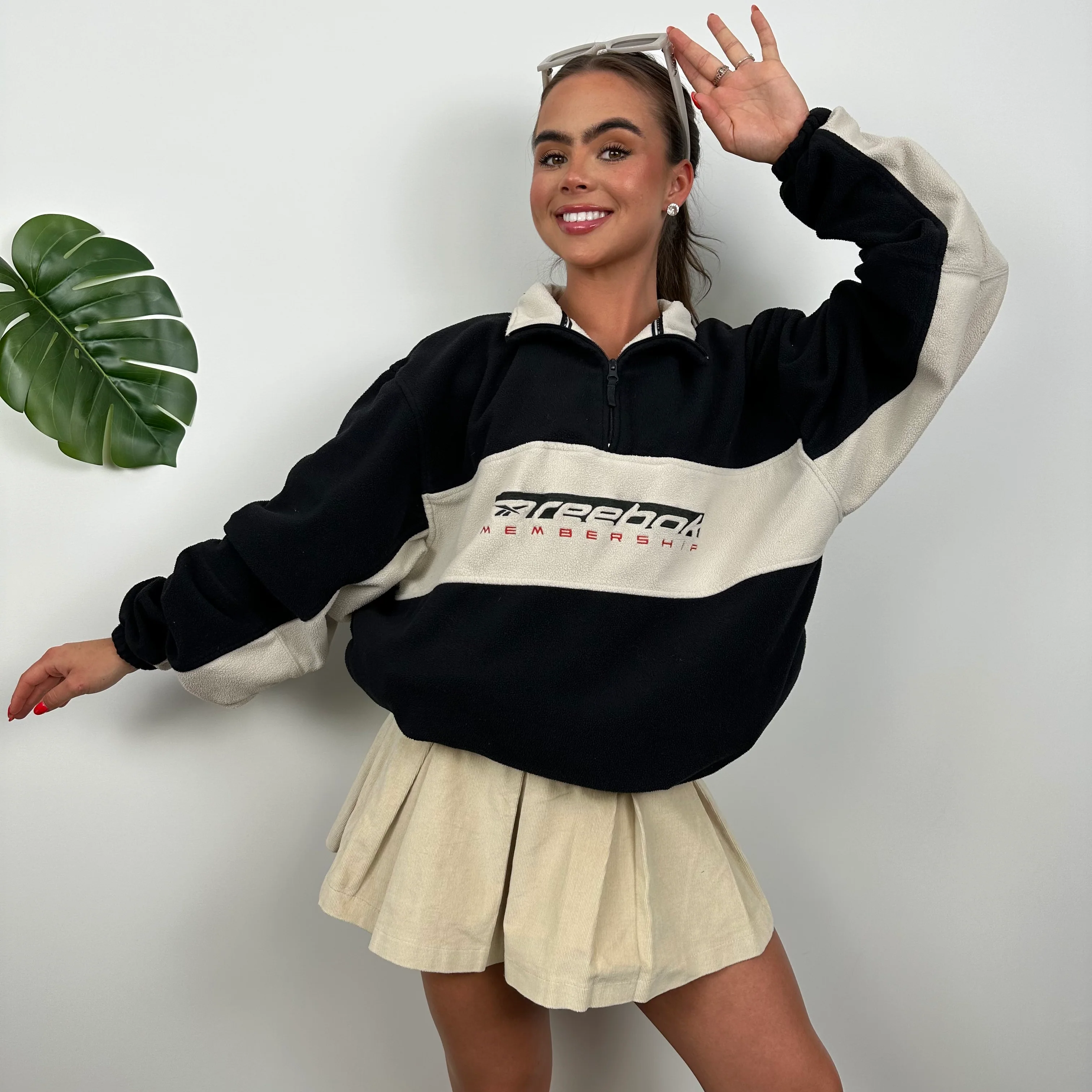 Reebok Membership RARE Black and Cream Embroidered Spell Out Teddy Bear Fleece Quarter Zip Sweatshirt (L) - Image 3