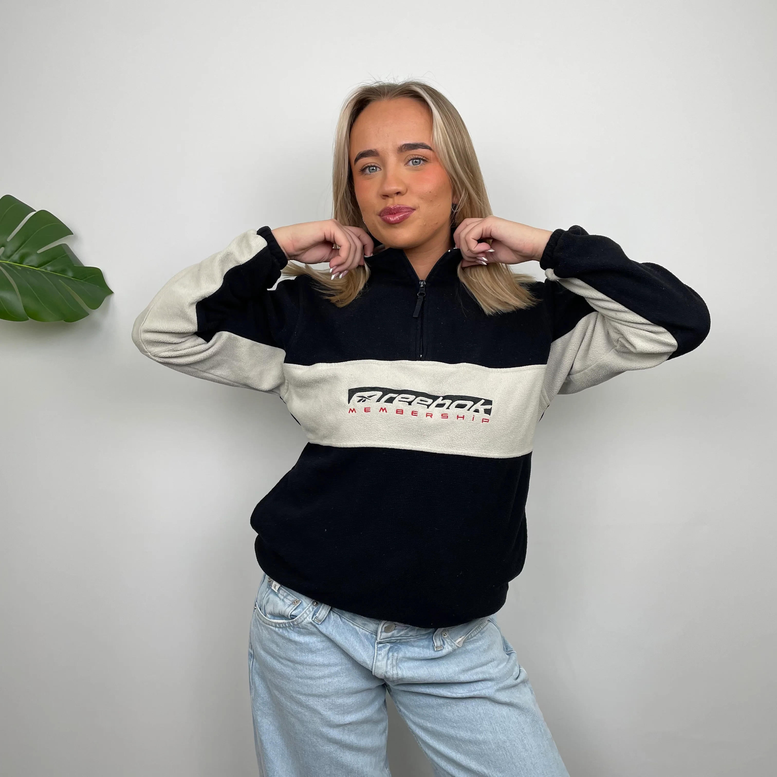 Reebok Membership RARE Black and Cream Embroidered Spell Out Teddy Bear Fleece Quarter Zip Sweatshirt (S) - Image 2