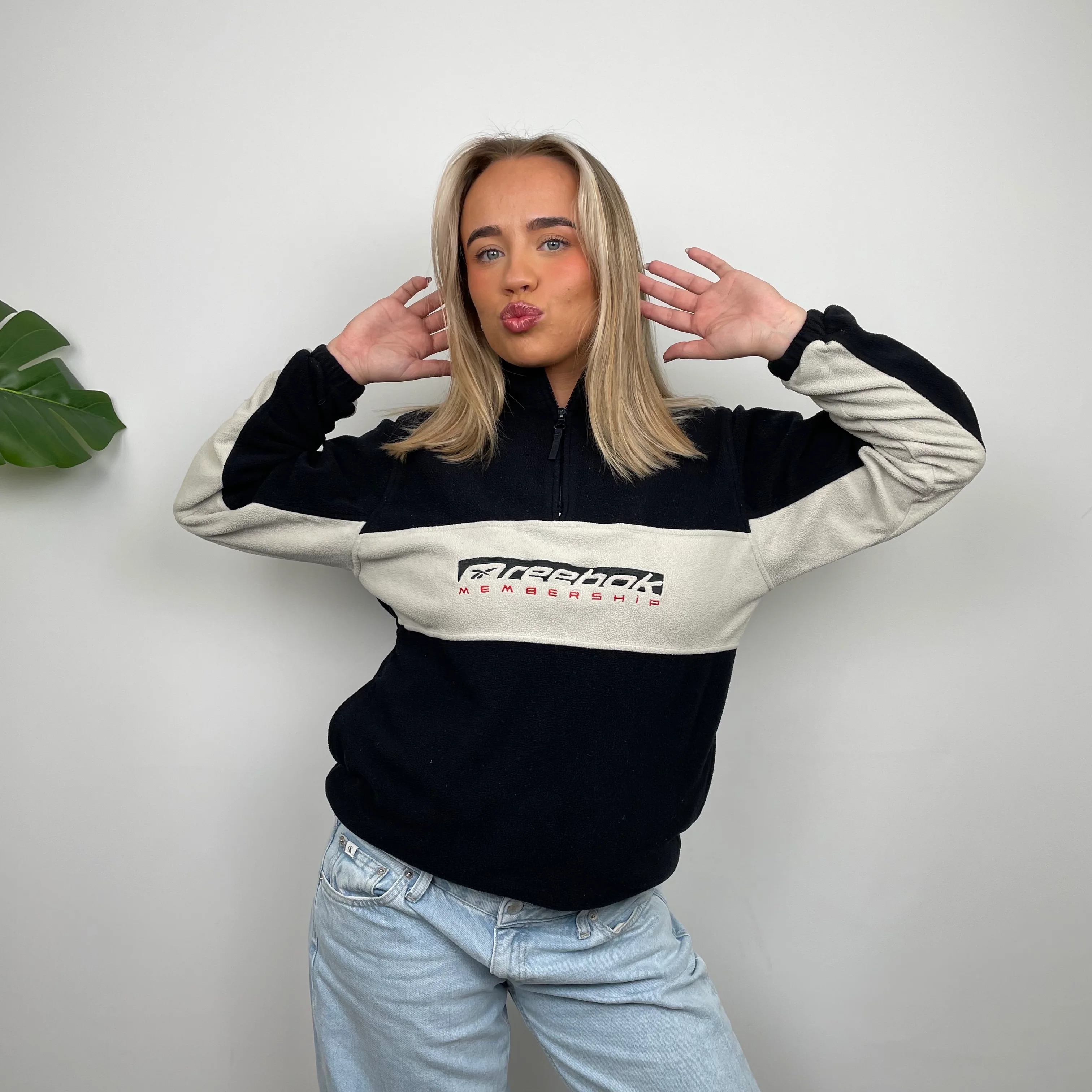 Reebok Membership RARE Black and Cream Embroidered Spell Out Teddy Bear Fleece Quarter Zip Sweatshirt (S) - Image 3