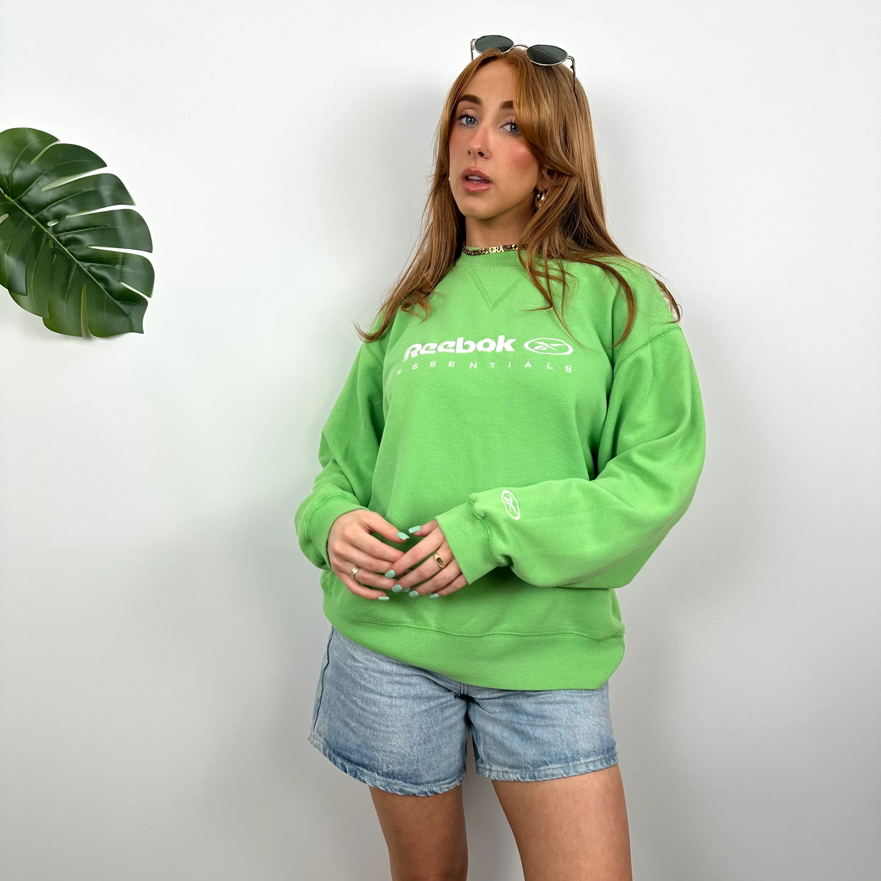 Reebok Membership RARE Green Embroidered Spell Out Sweatshirt (M) - Image 2