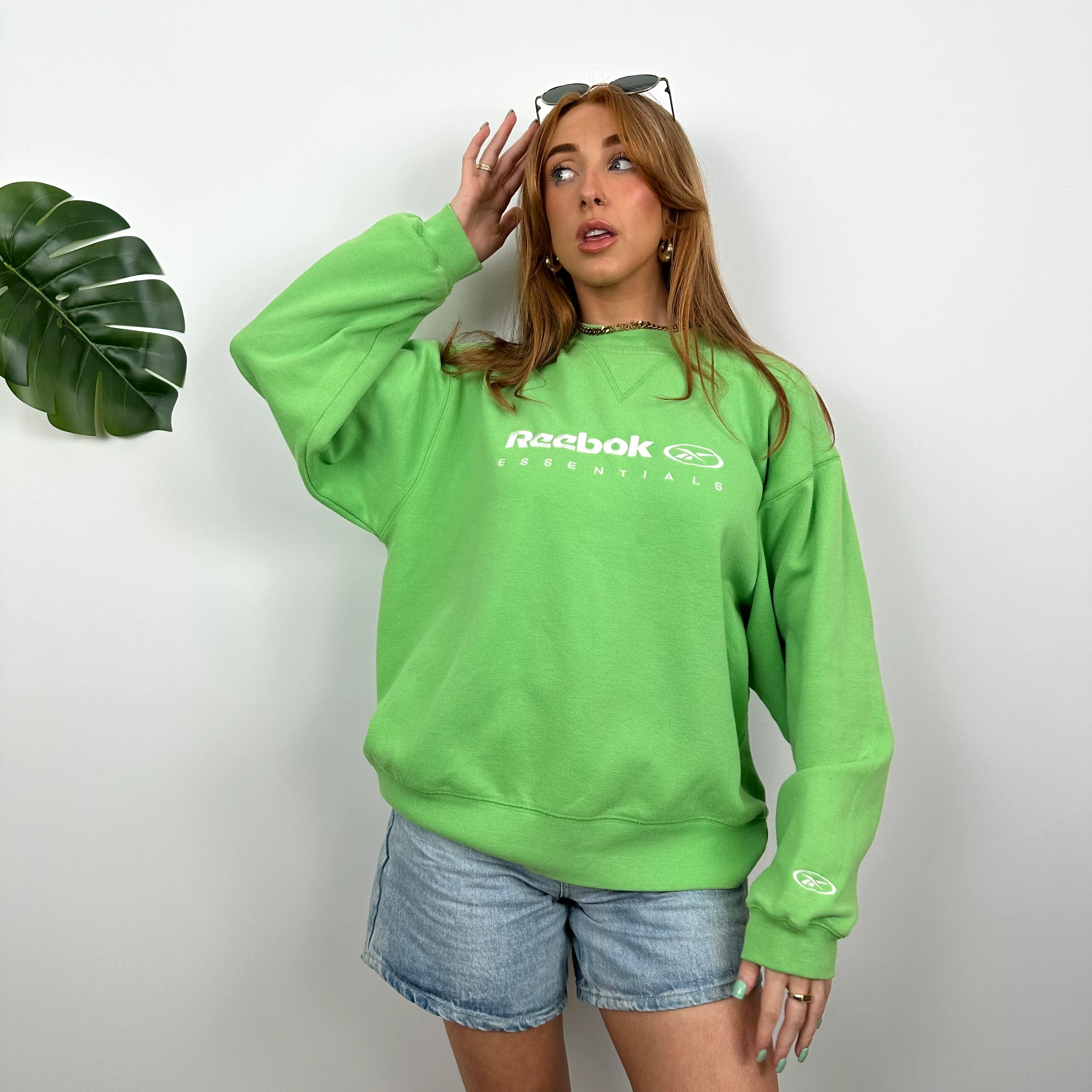 Reebok Membership RARE Green Embroidered Spell Out Sweatshirt (M) - Image 5