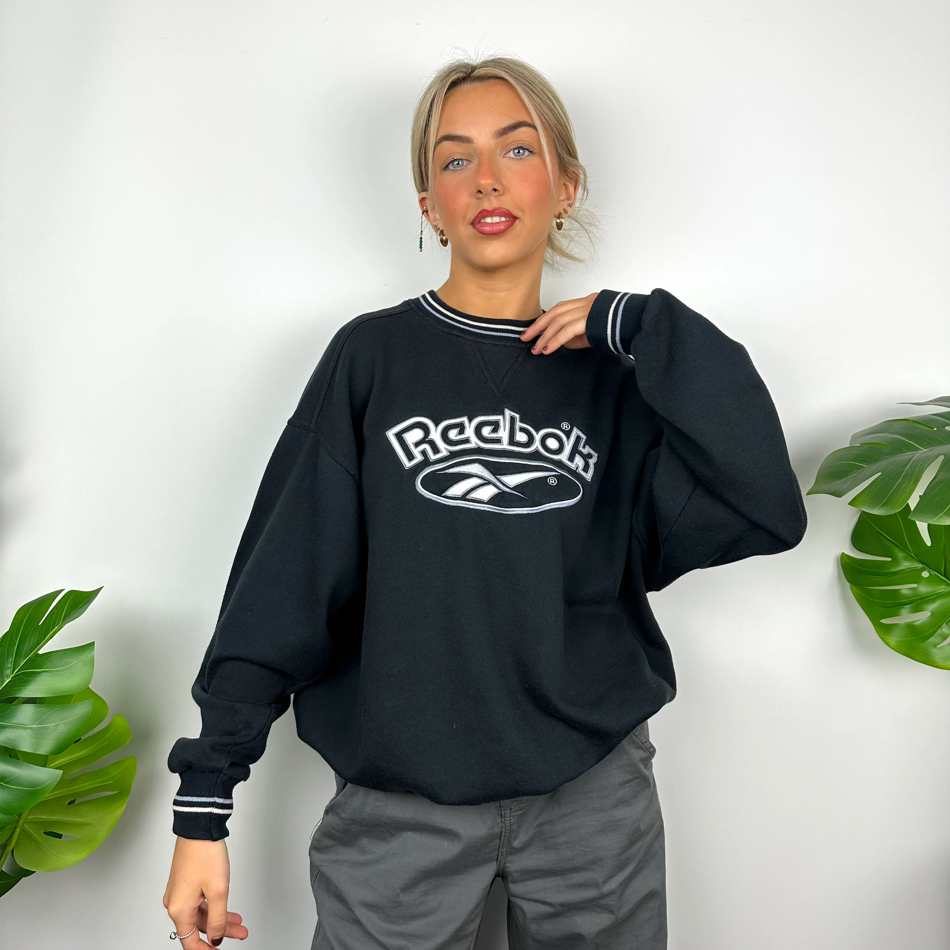 Reebok Navy Embroidered Spell Out Sweatshirt (M) - Image 5
