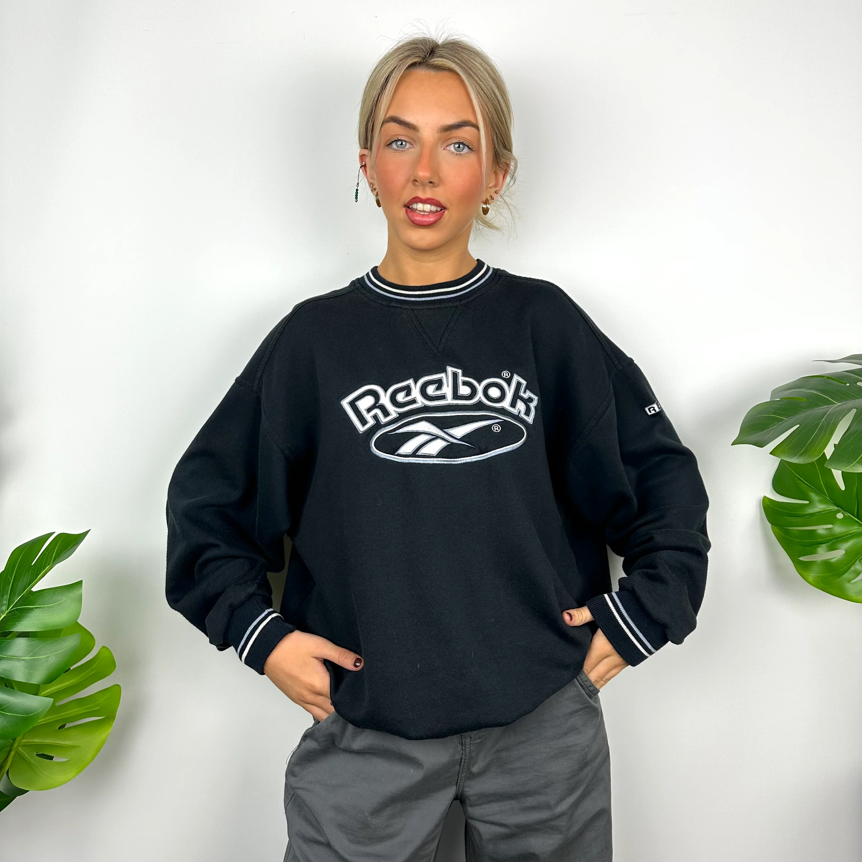 Reebok Navy Embroidered Spell Out Sweatshirt (M) - Image 7