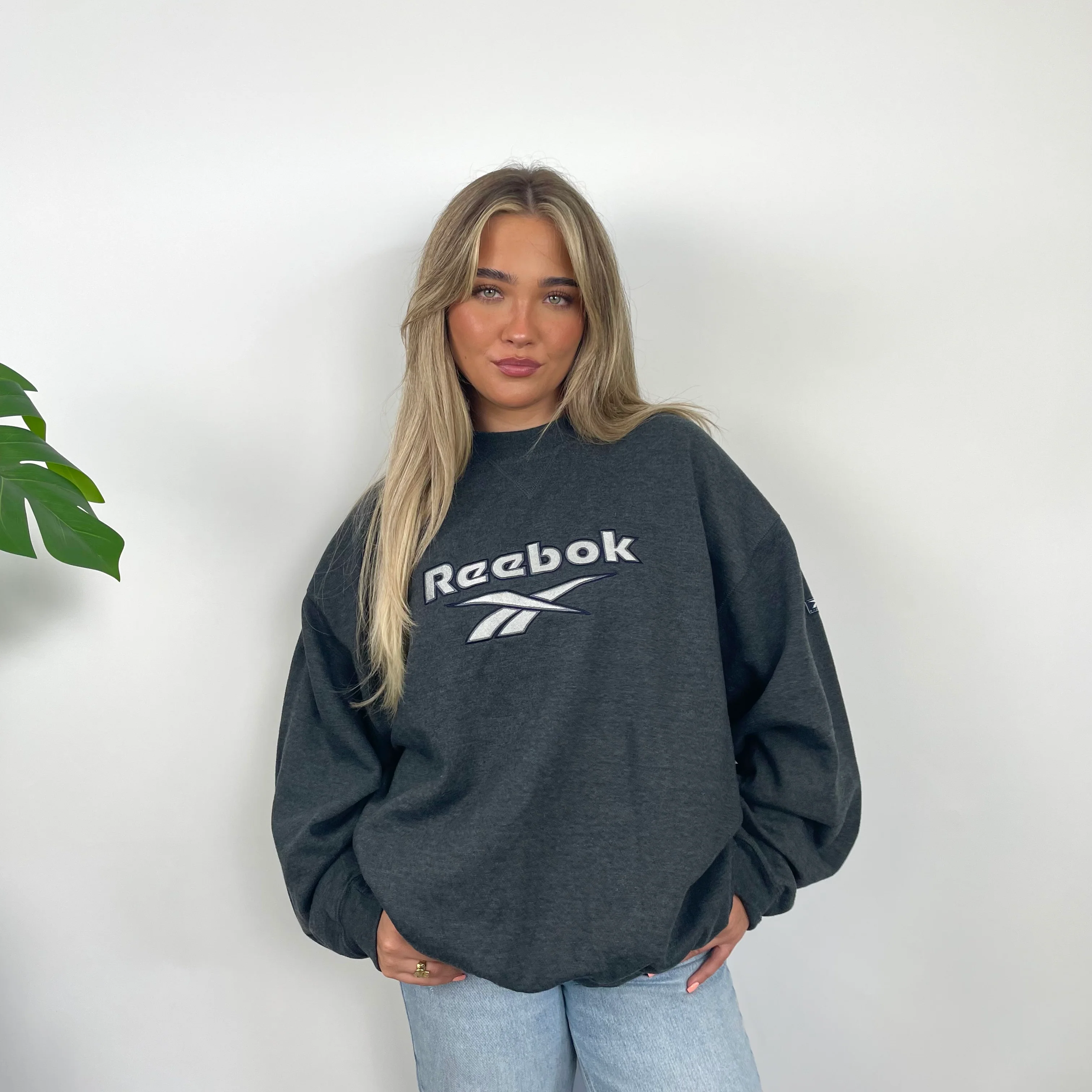 Reebok RARE Black Grey Embroidered Spell Out Sweatshirt (L)
