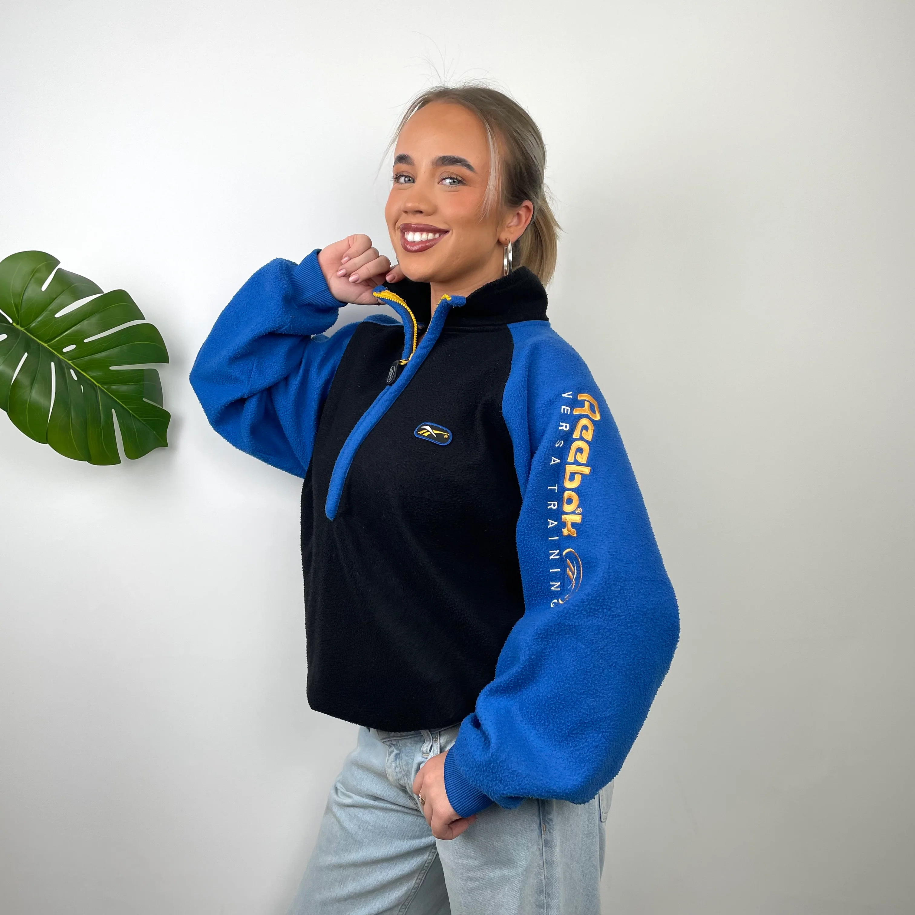 Reebok RARE Blue And Black Embroidered Spell Out Teddy Bear Fleece Quarter Zip Sweatshirt (M) - Image 2