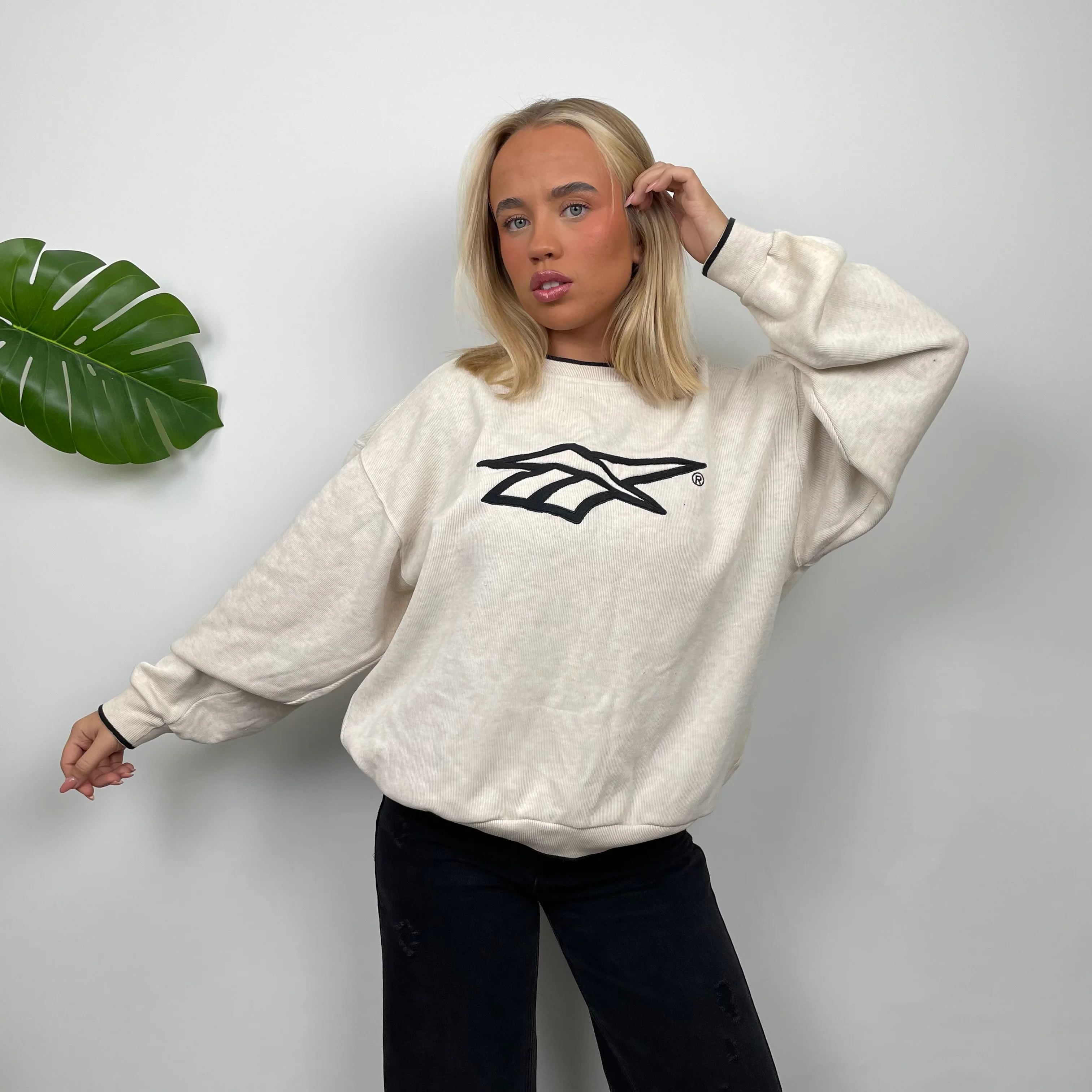 Reebok RARE Cream Embroidered Spell Out Sweatshirt (M) - Image 2