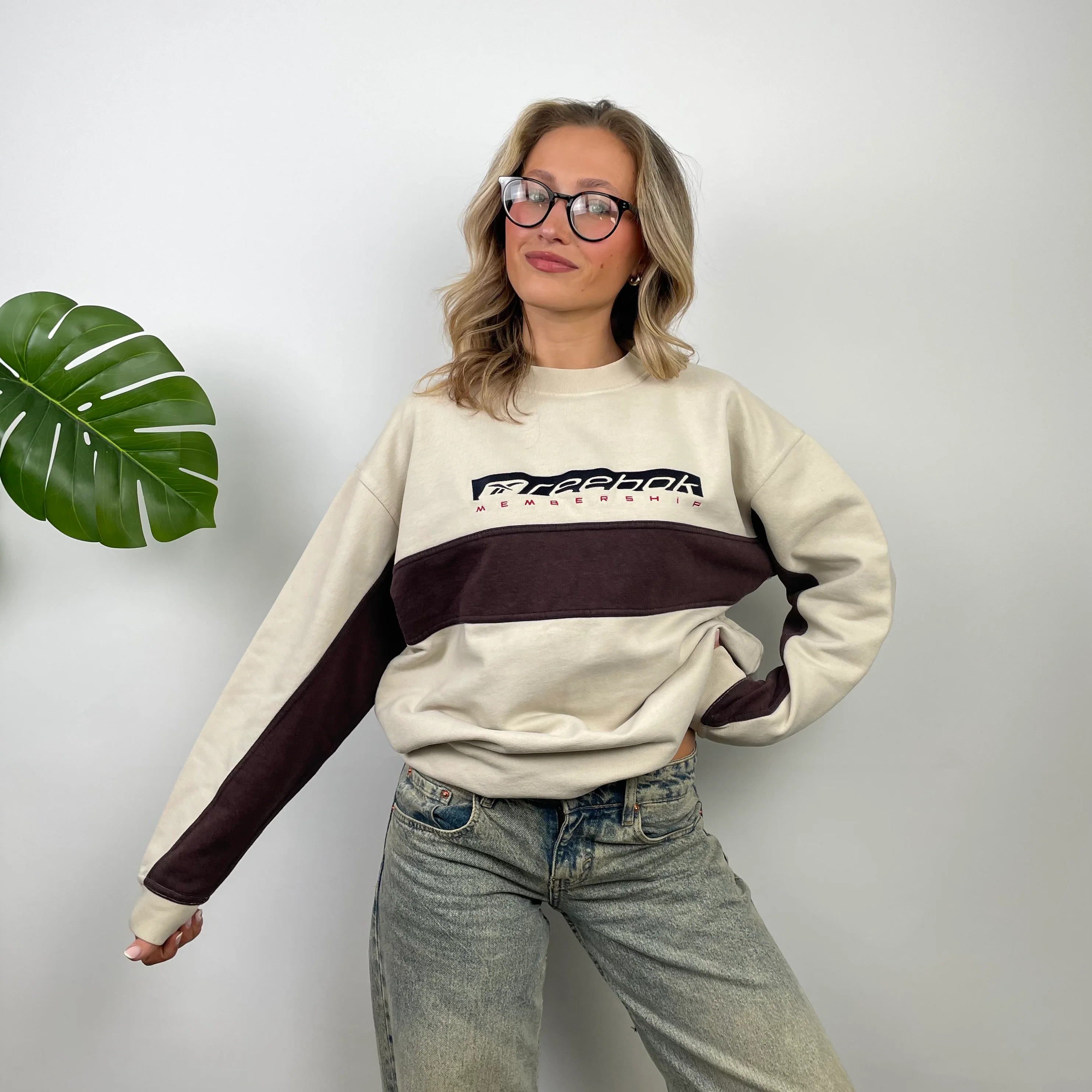Reebok RARE Cream Embroidered Spell Out Sweatshirt (L) - Image 4