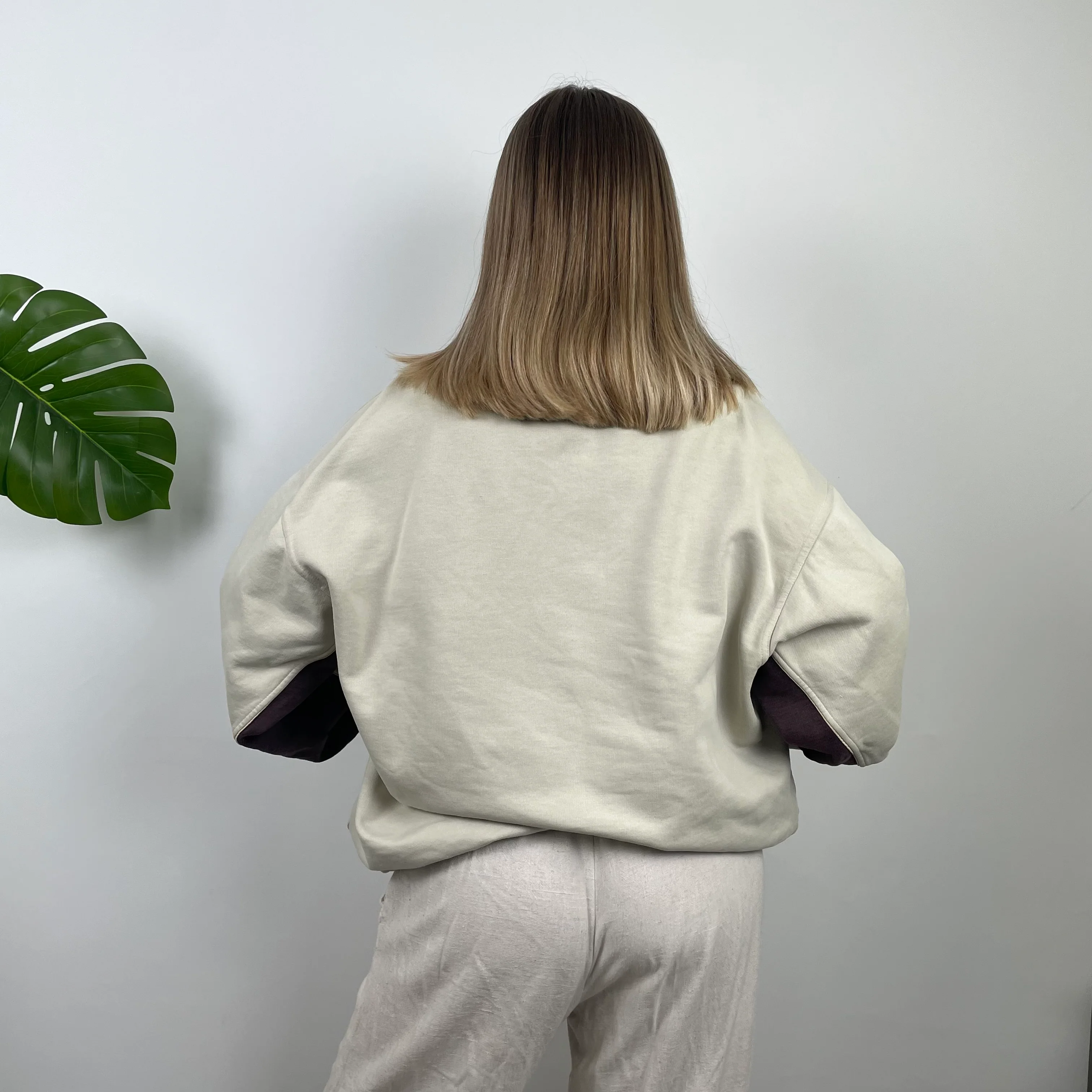 Reebok RARE Cream Embroidered Spell Out Sweatshirt (L) - Image 4