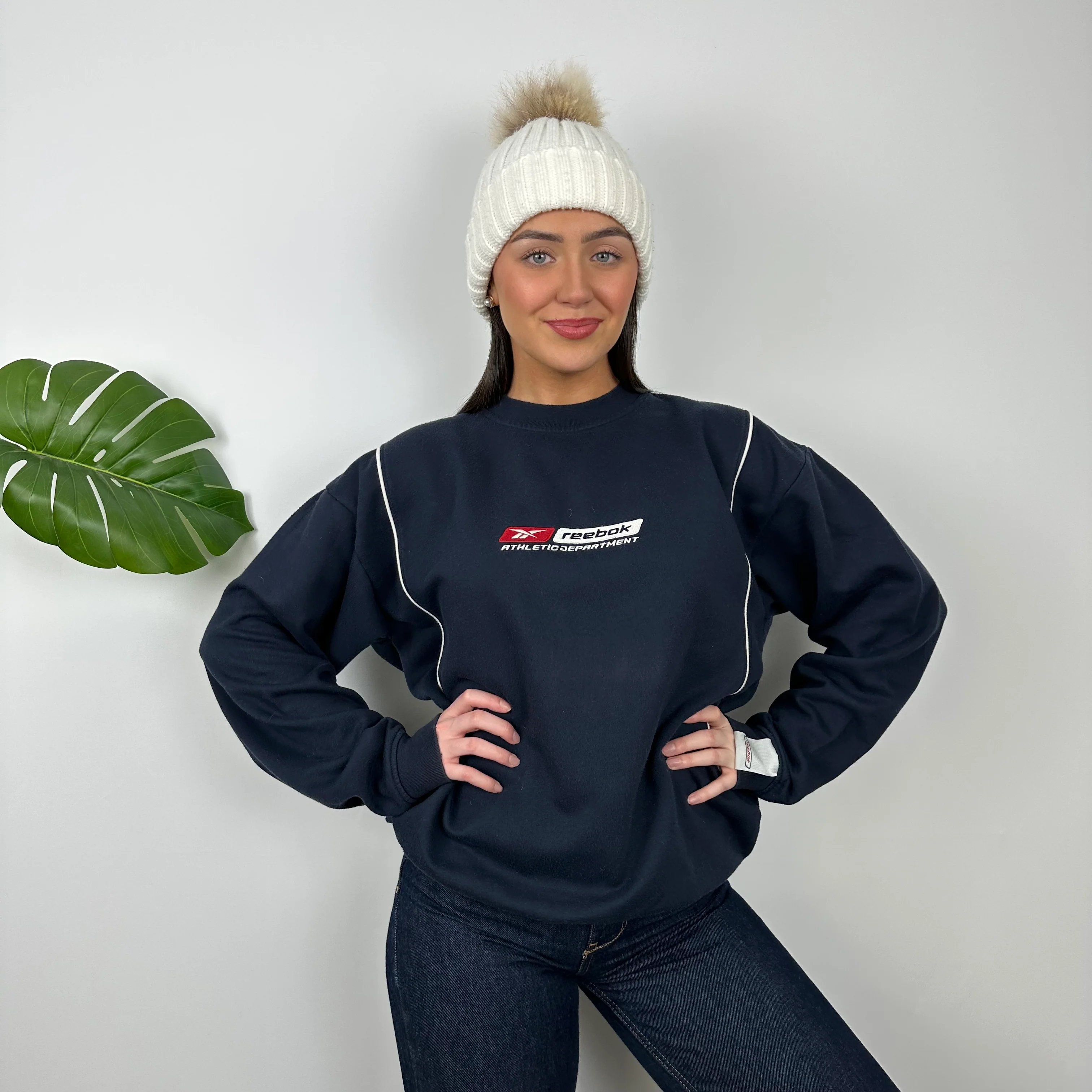 Reebok RARE Navy Embroidered Spell Out Sweatshirt (M) - Image 3