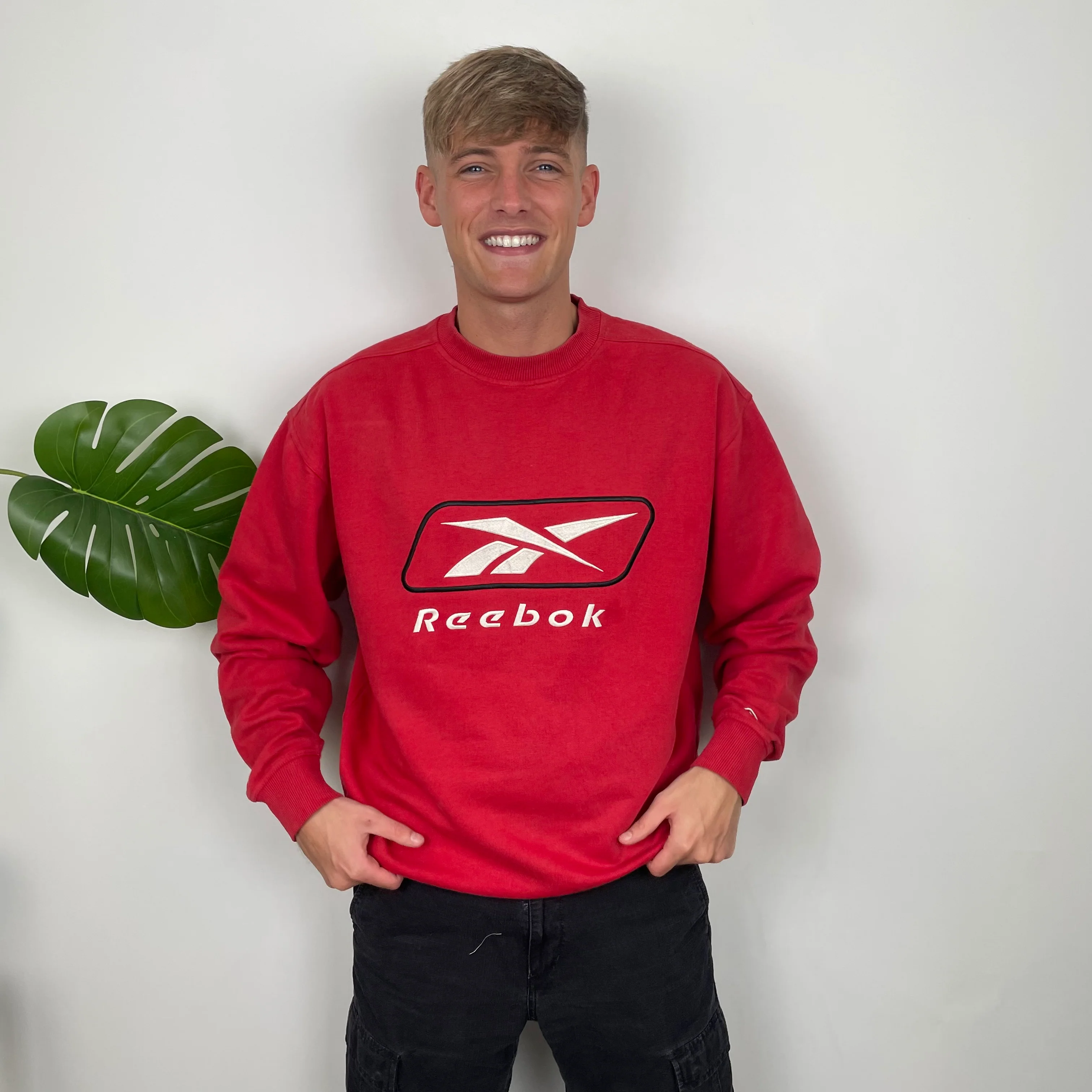 Reebok Red Embroidered Spell Out Sweatshirt (XL) - Image 3