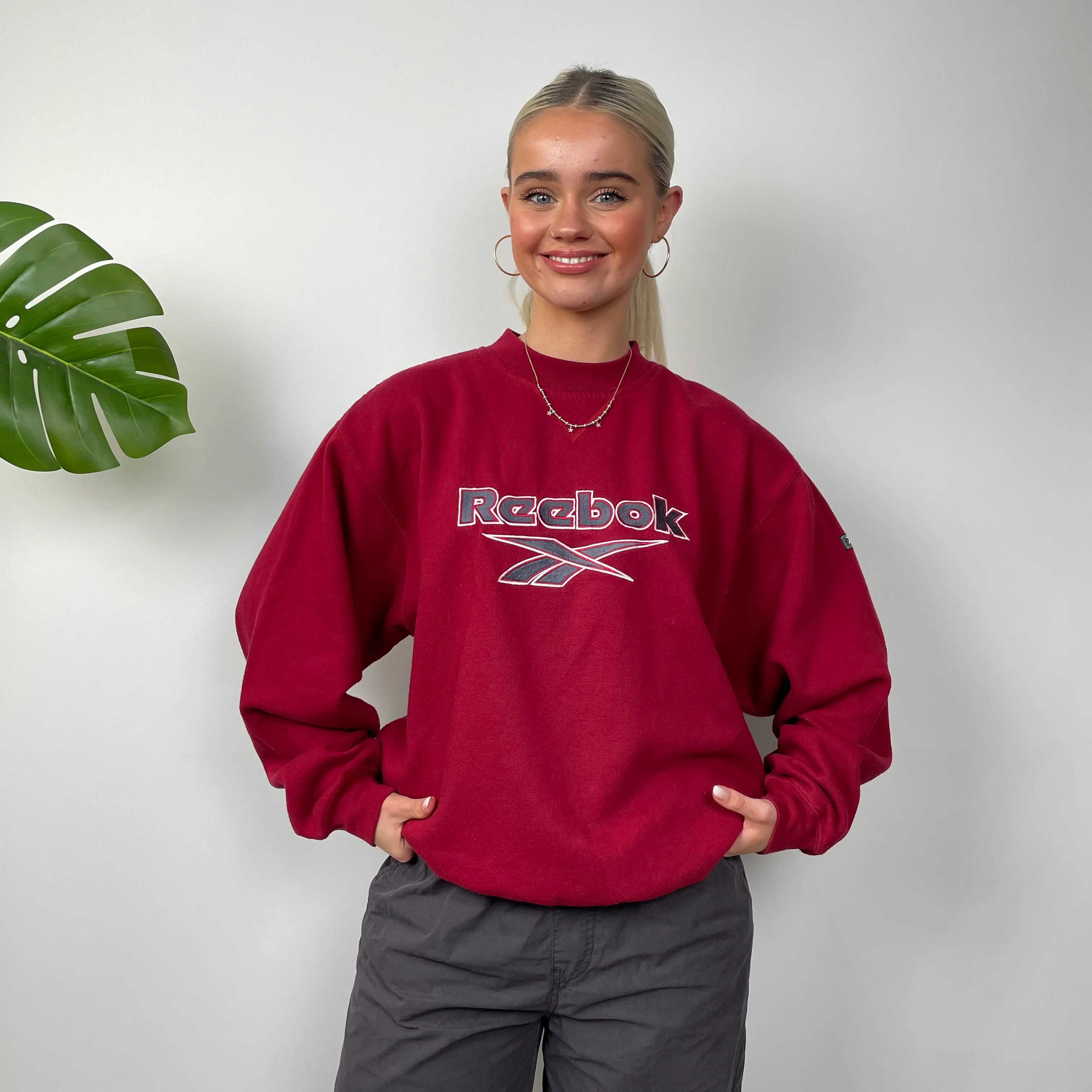 Reebok Red Embroidered Spell Out Sweatshirt (S) - Image 3