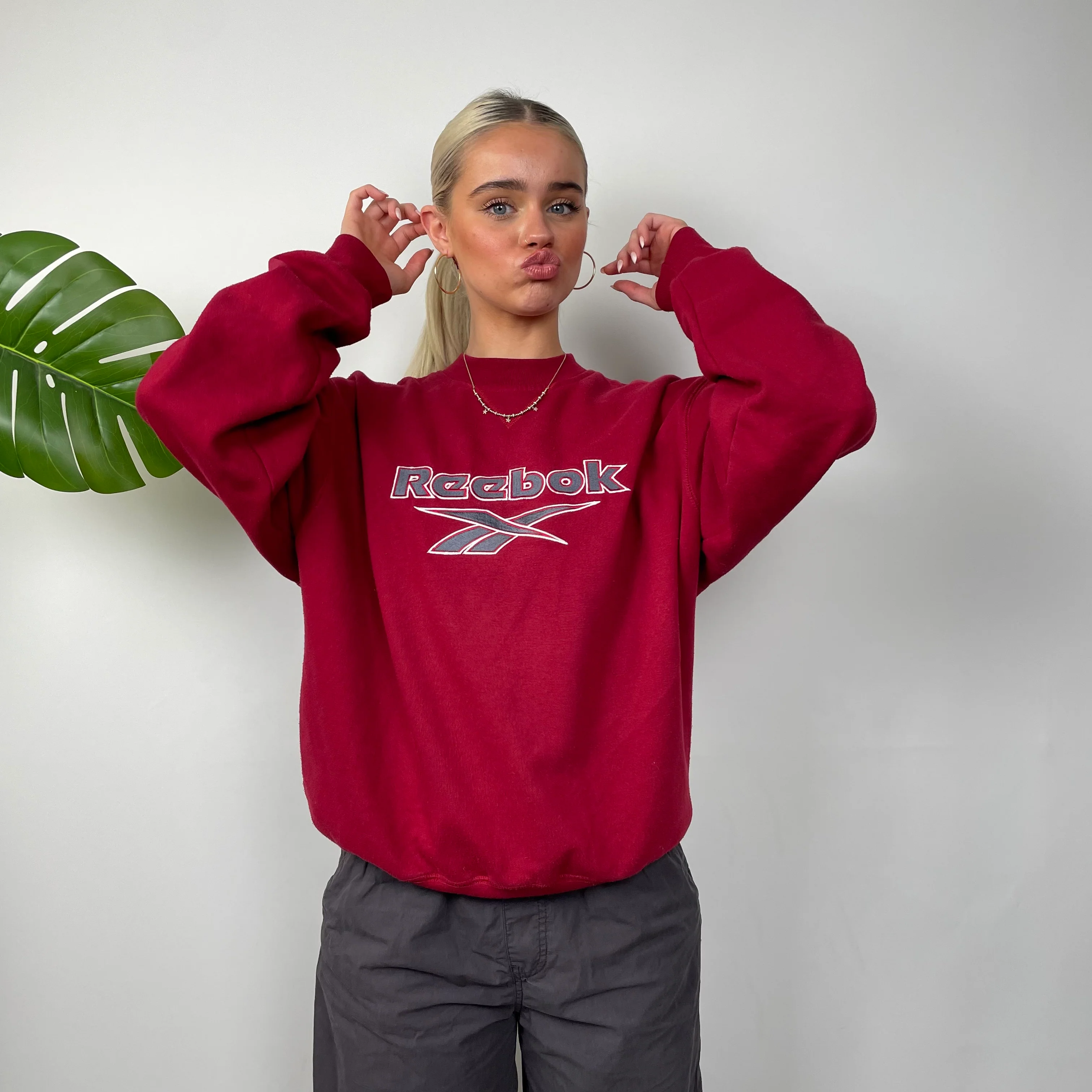 Reebok Red Embroidered Spell Out Sweatshirt (S) - Image 5