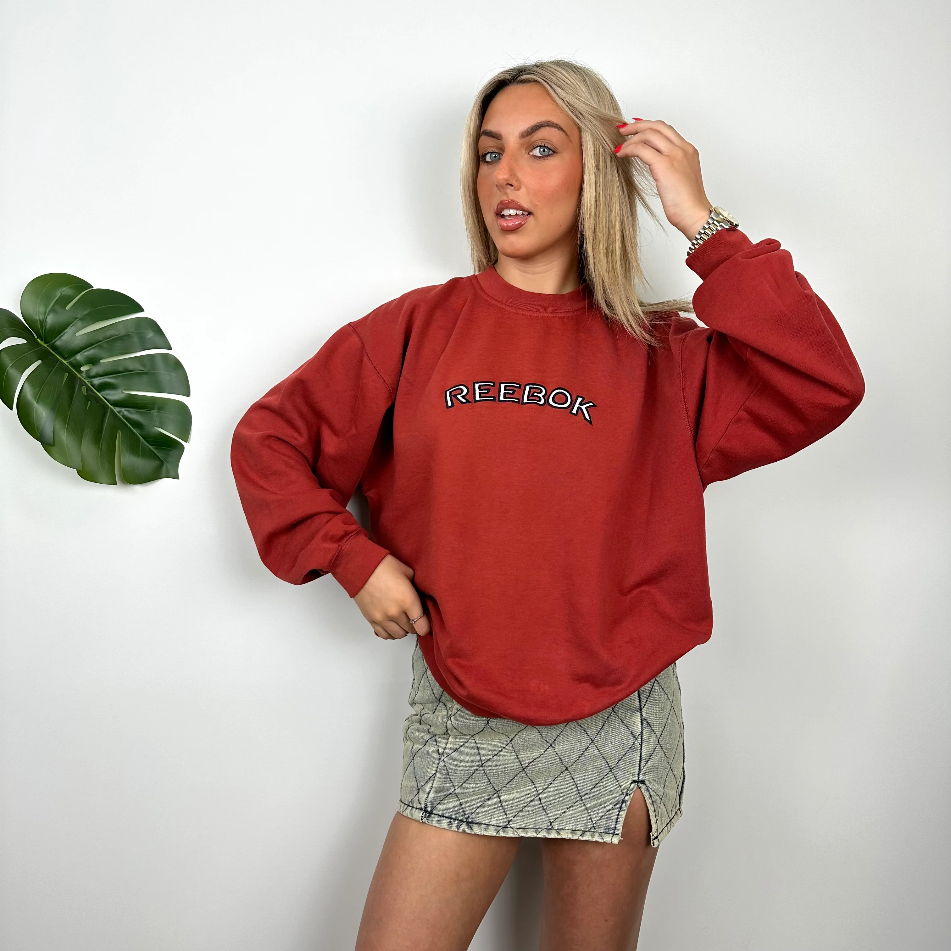 Reebok Red Embroidered Spell Out Sweatshirt (M) - Image 2