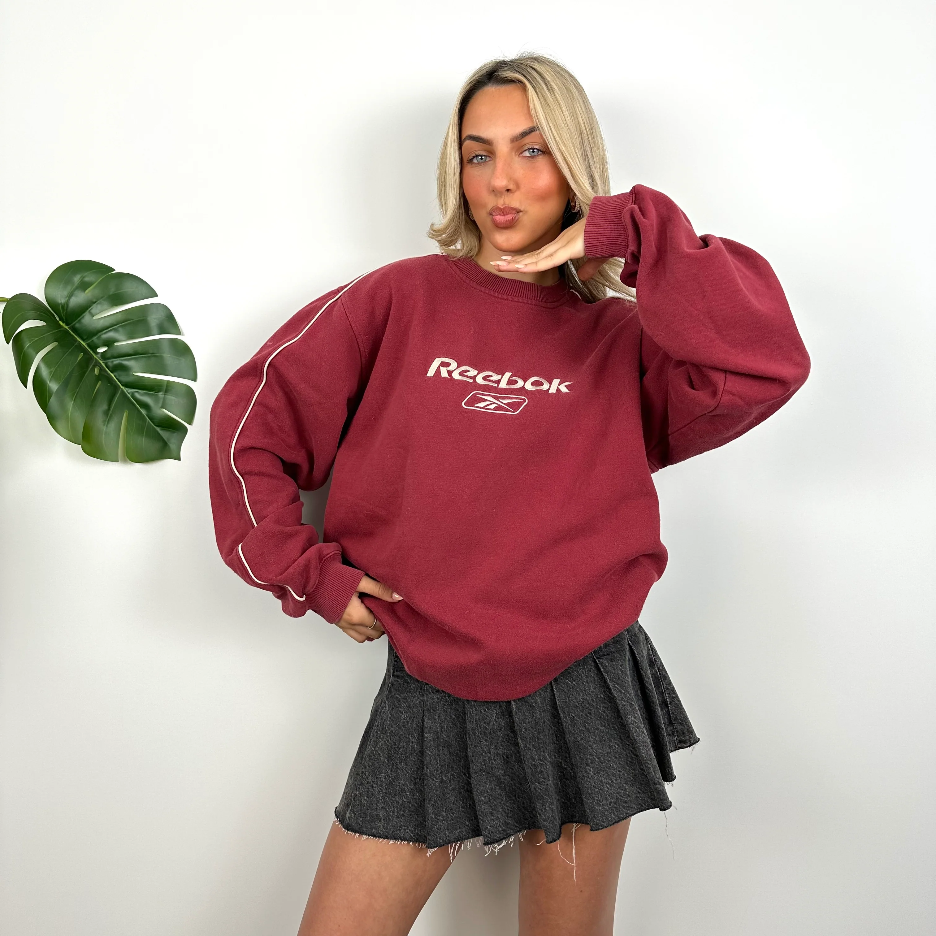 Reebok Red Embroidered Spell Out Sweatshirt (L) - Image 4