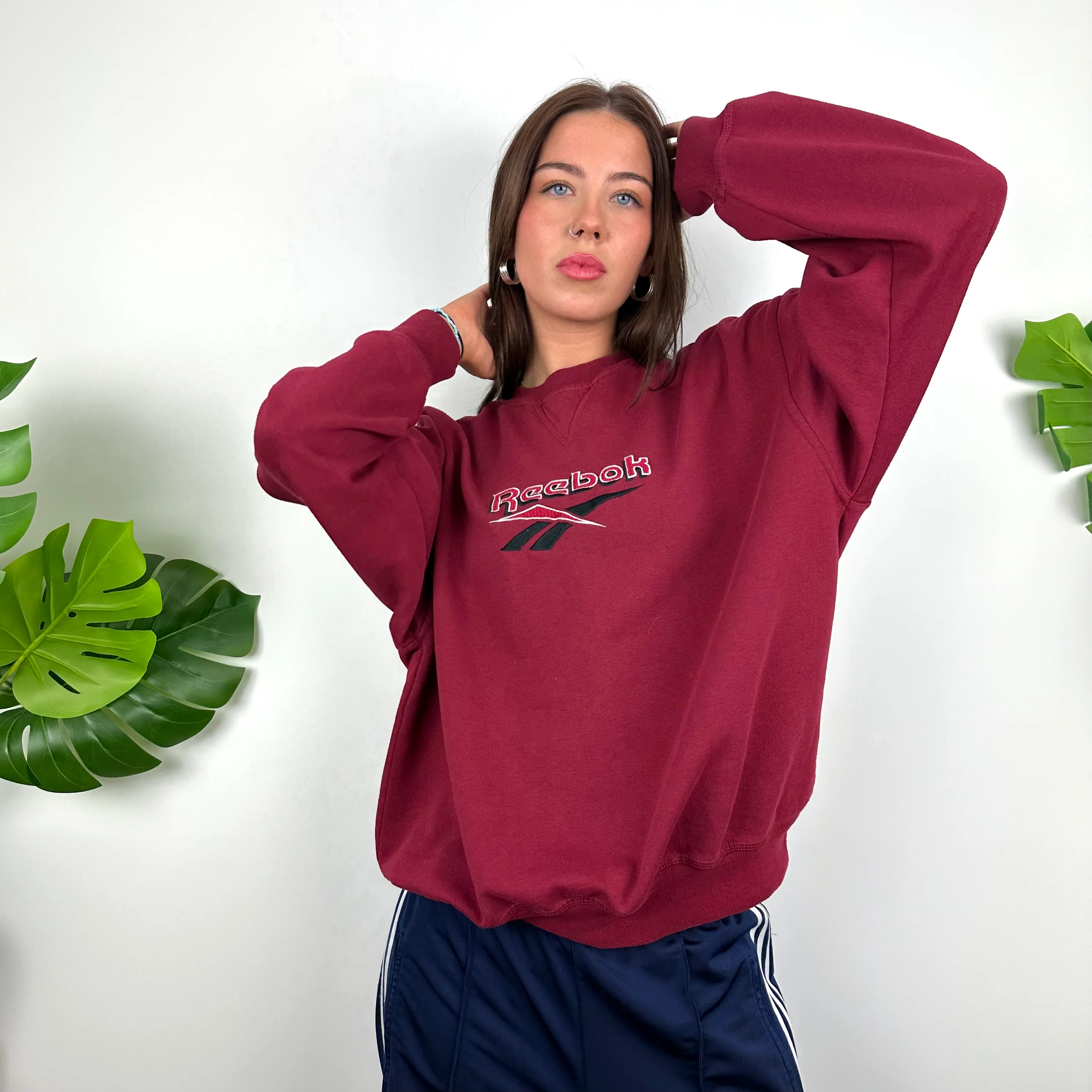 Reebok Red Embroidered Spell Out Sweatshirt (M) - Image 5