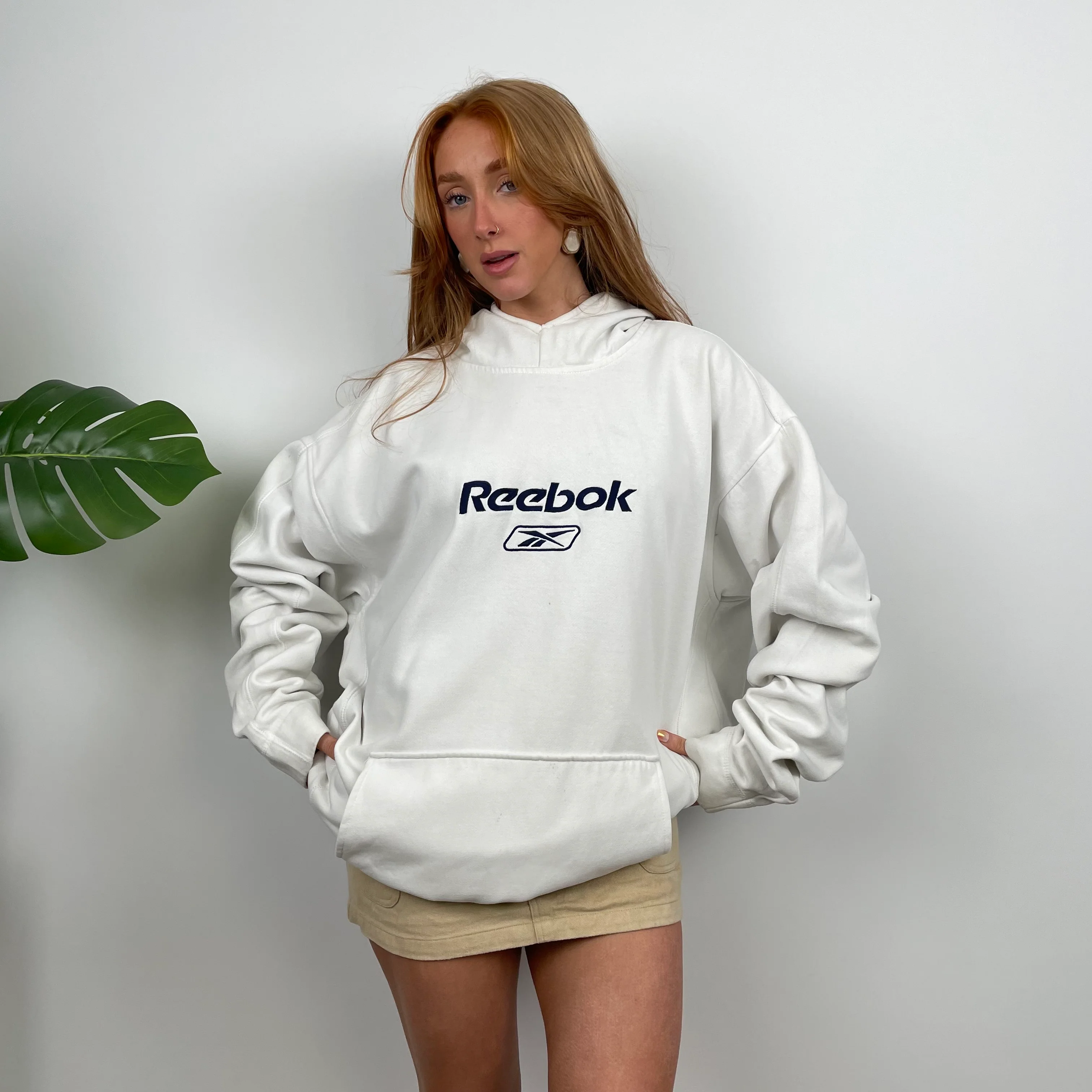 Reebok White Embroidered Spell Out Hoodie (3XL) - Image 2