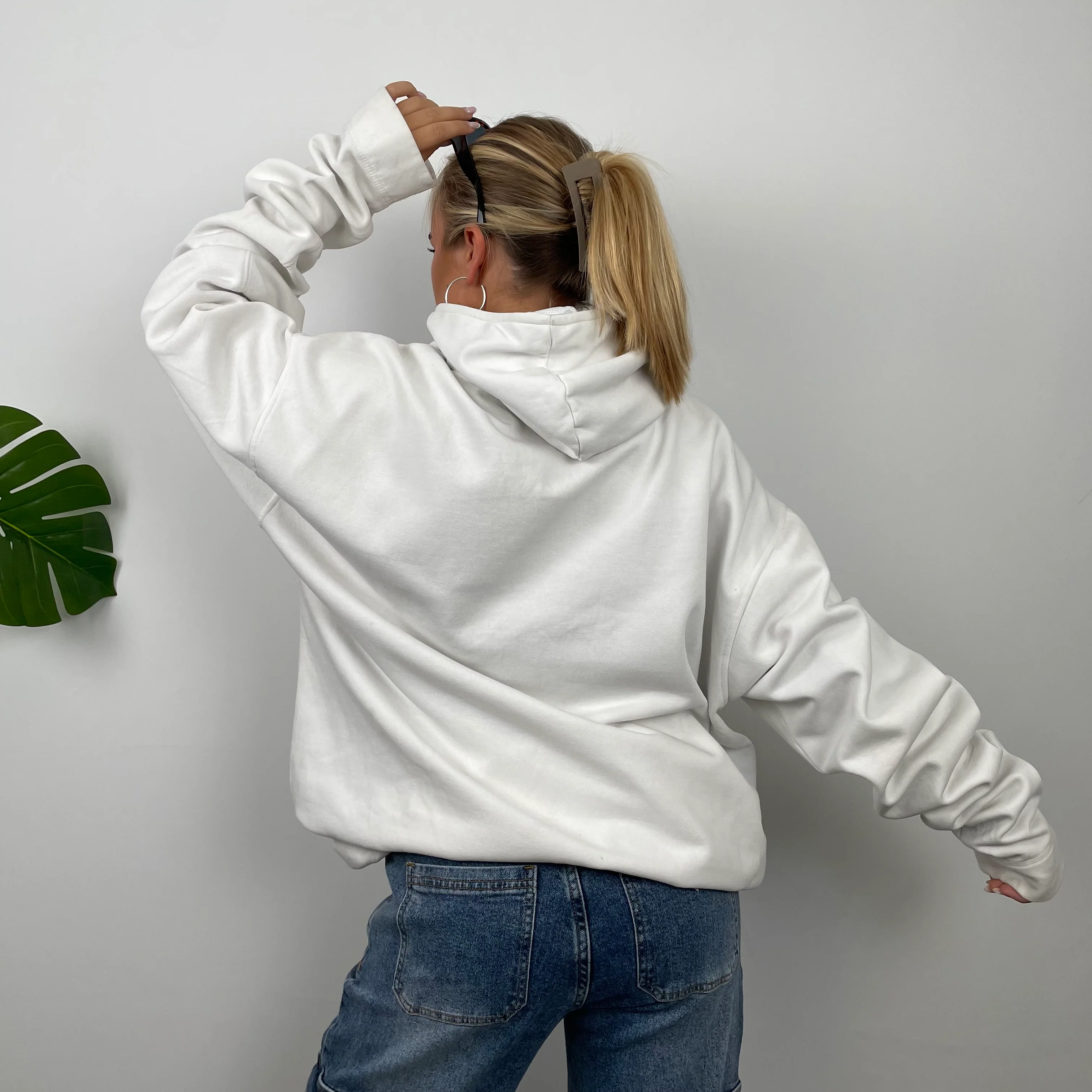 Reebok White Embroidered Spell Out Hoodie (3XL) - Image 5