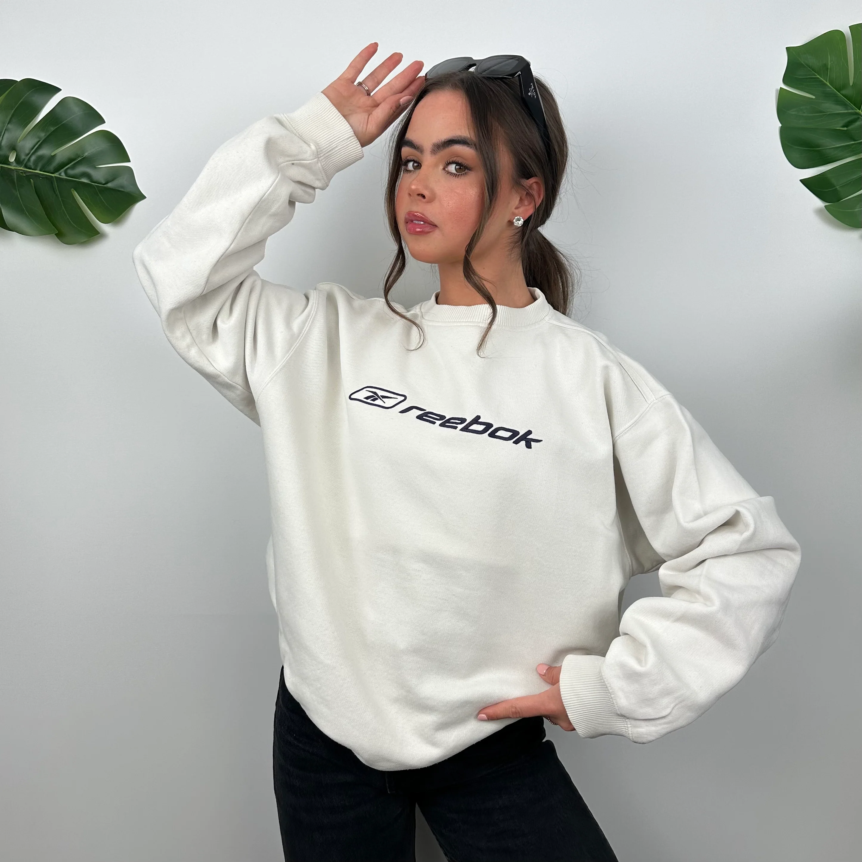 Reebok White Embroidered Spell Out Sweatshirt (M) - Image 3