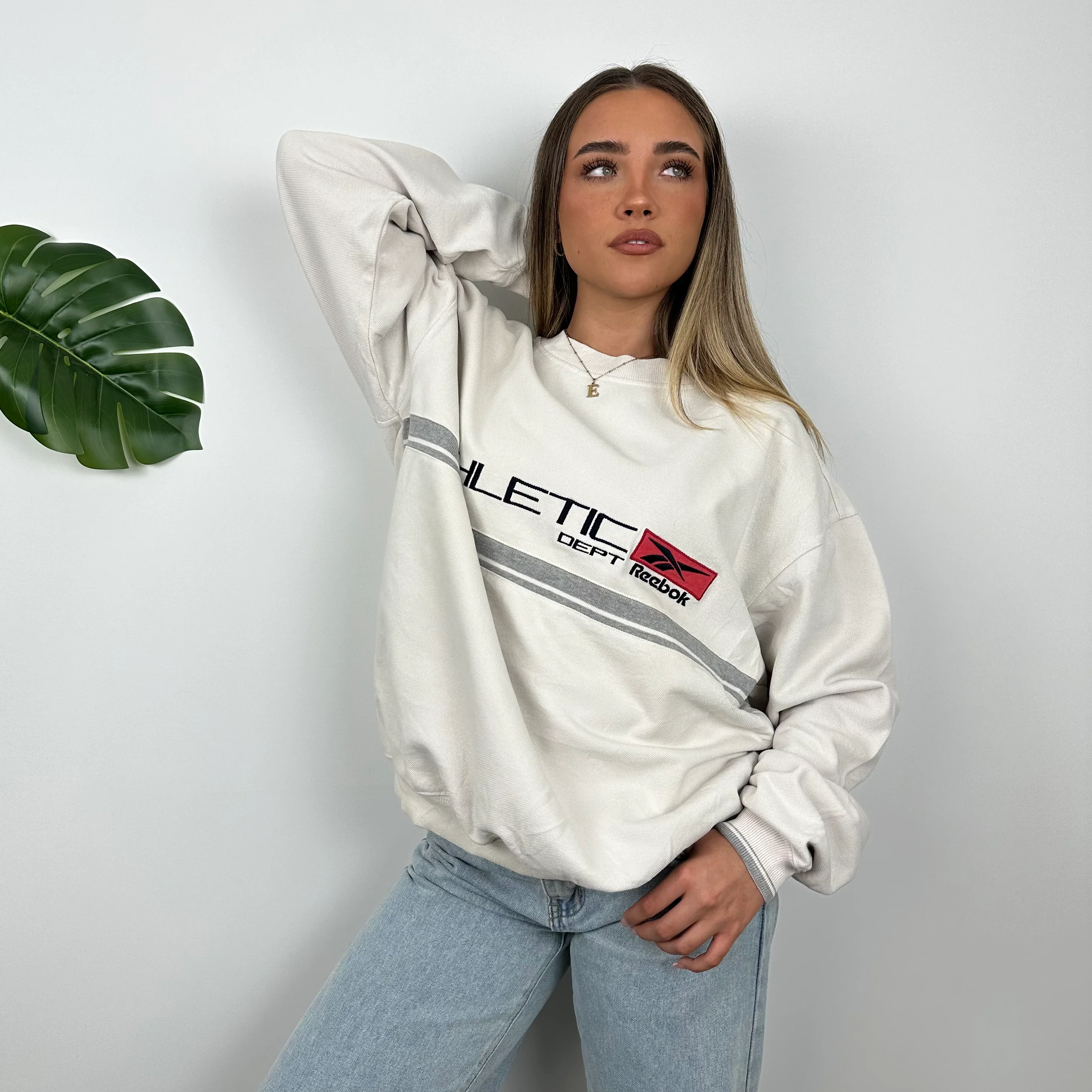 Reebok White Embroidered Spell Out Sweatshirt (M) - Image 3