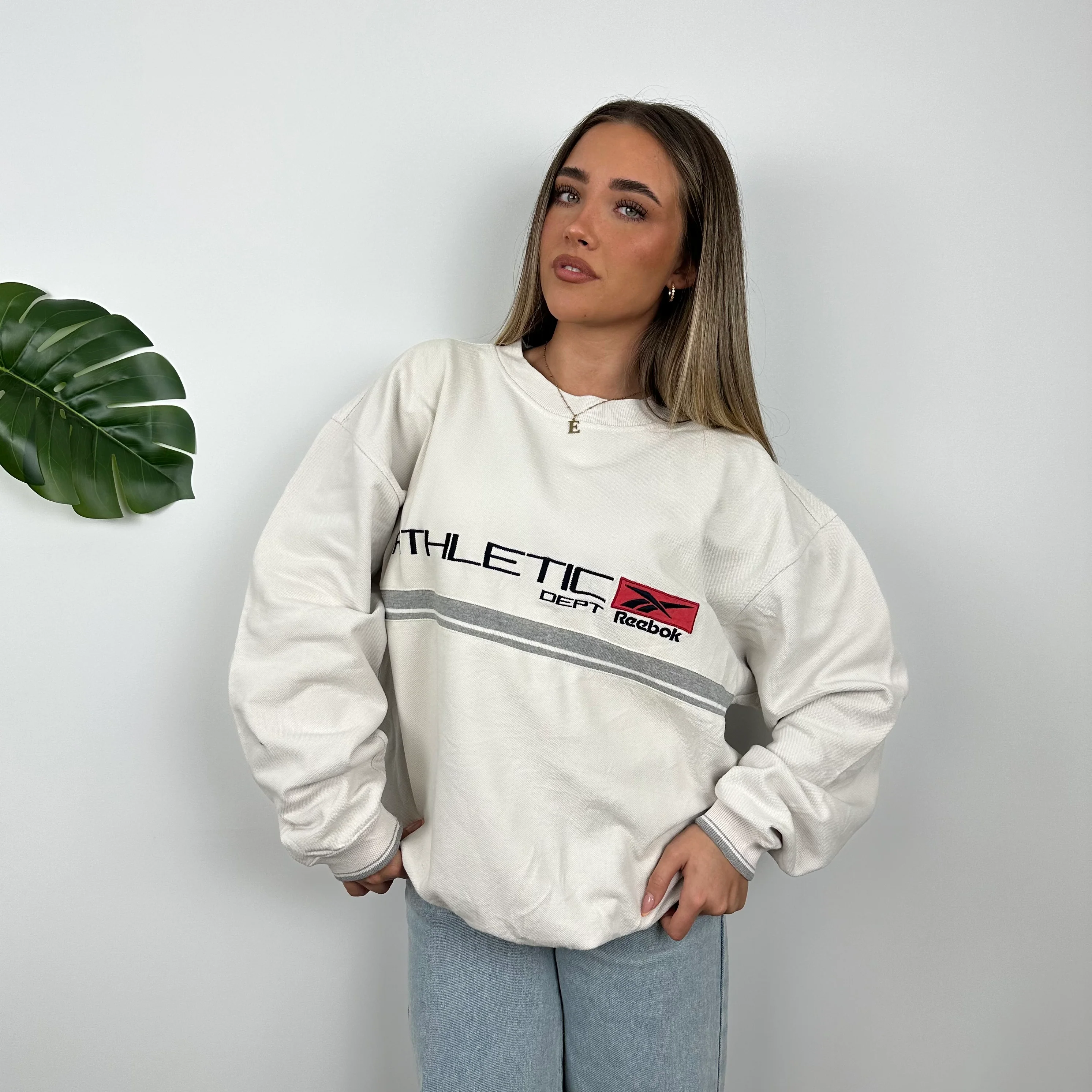 Reebok White Embroidered Spell Out Sweatshirt (M) - Image 4