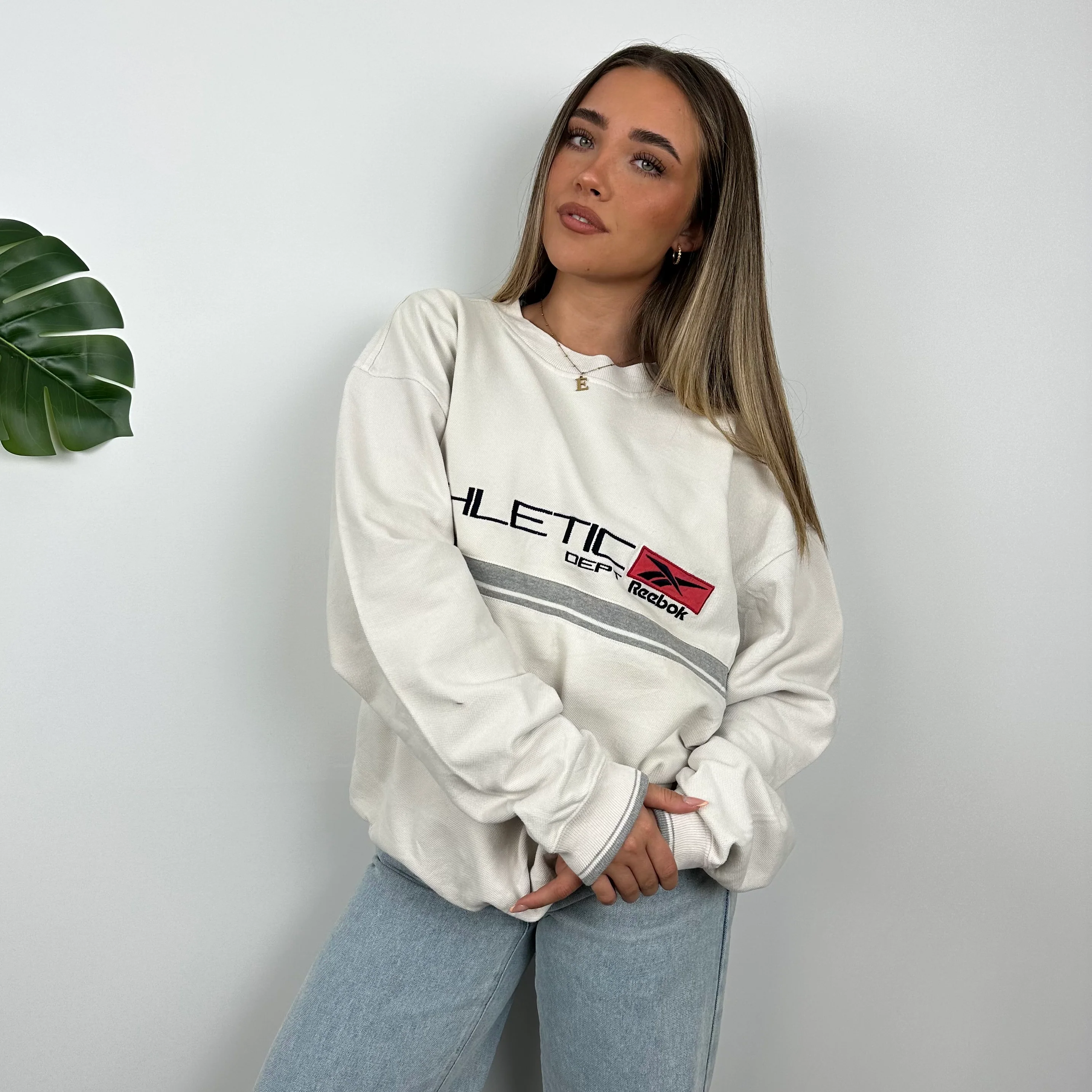Reebok White Embroidered Spell Out Sweatshirt (M) - Image 5