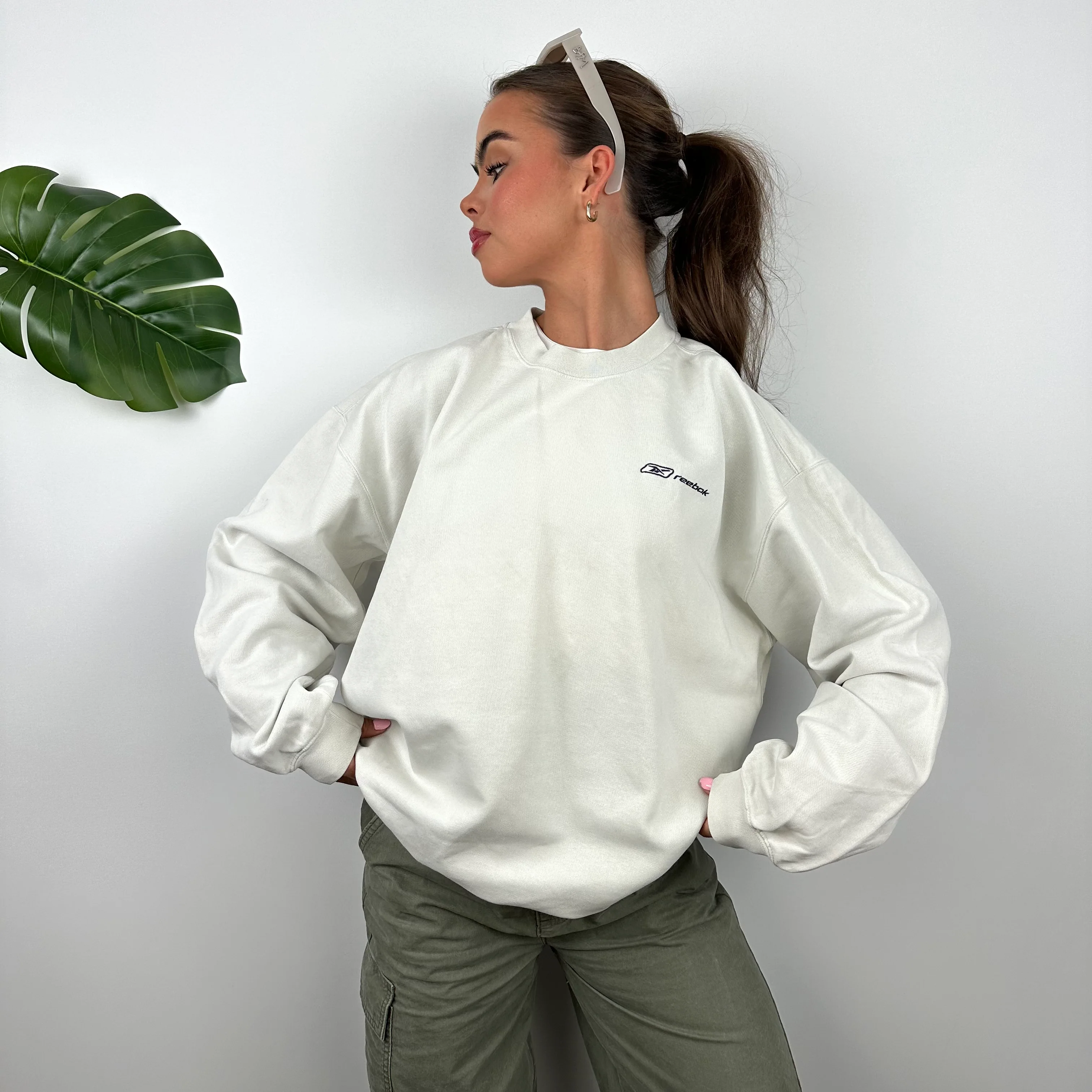 Reebok White Embroidered Spell Out Sweatshirt (M) - Image 4