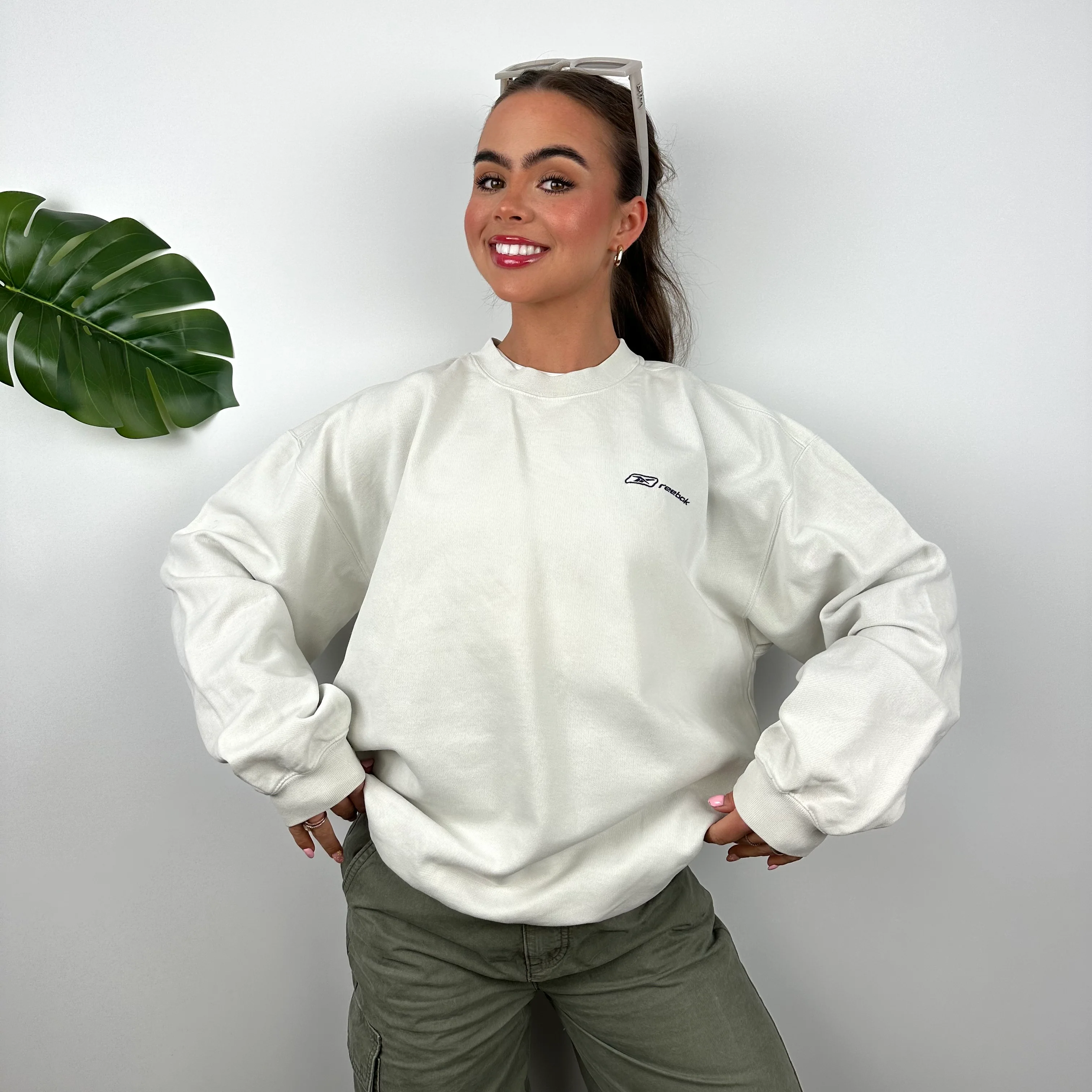 Reebok White Embroidered Spell Out Sweatshirt (M) - Image 5