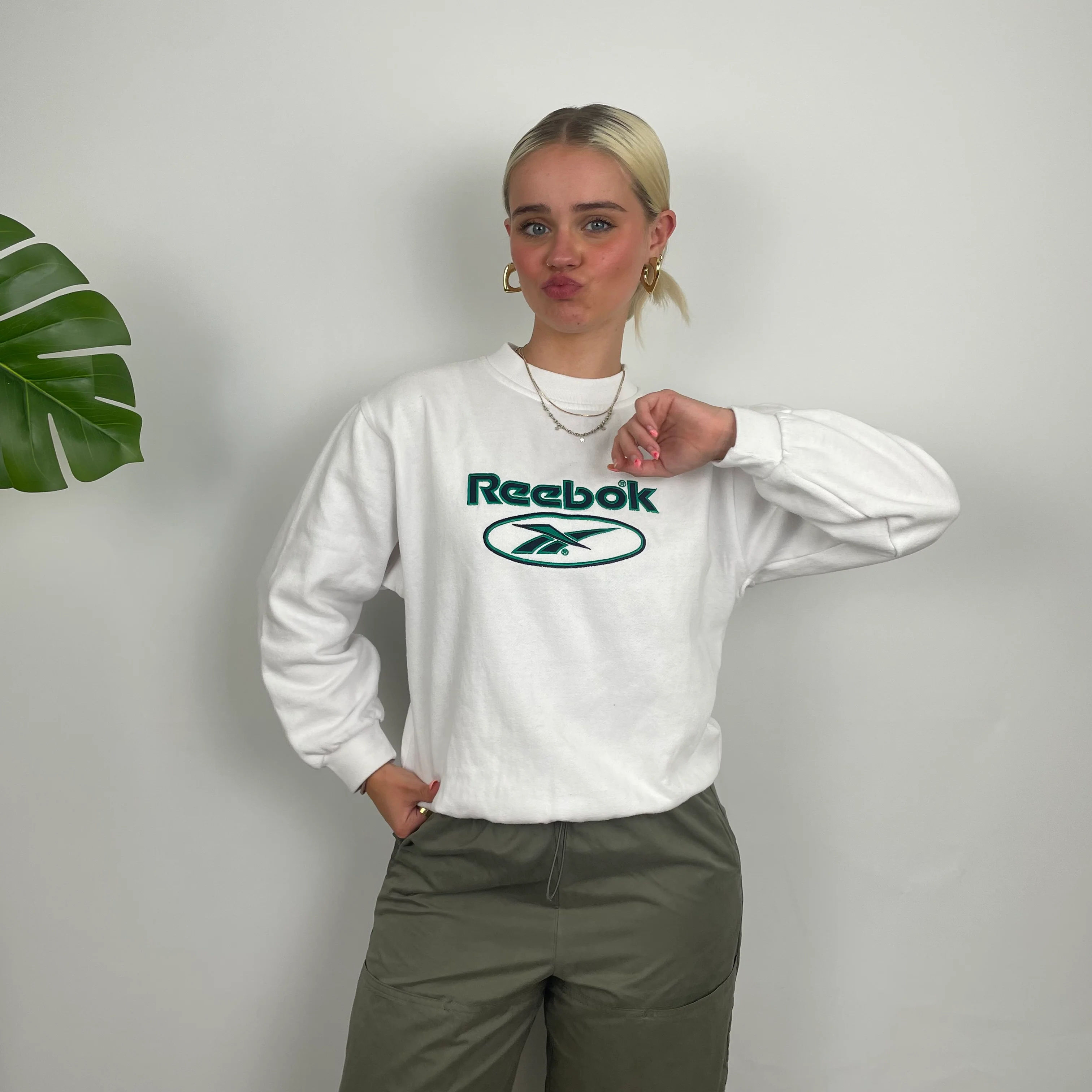 Reebok White Embroidered Spell Out Sweatshirt (XS) - Image 6