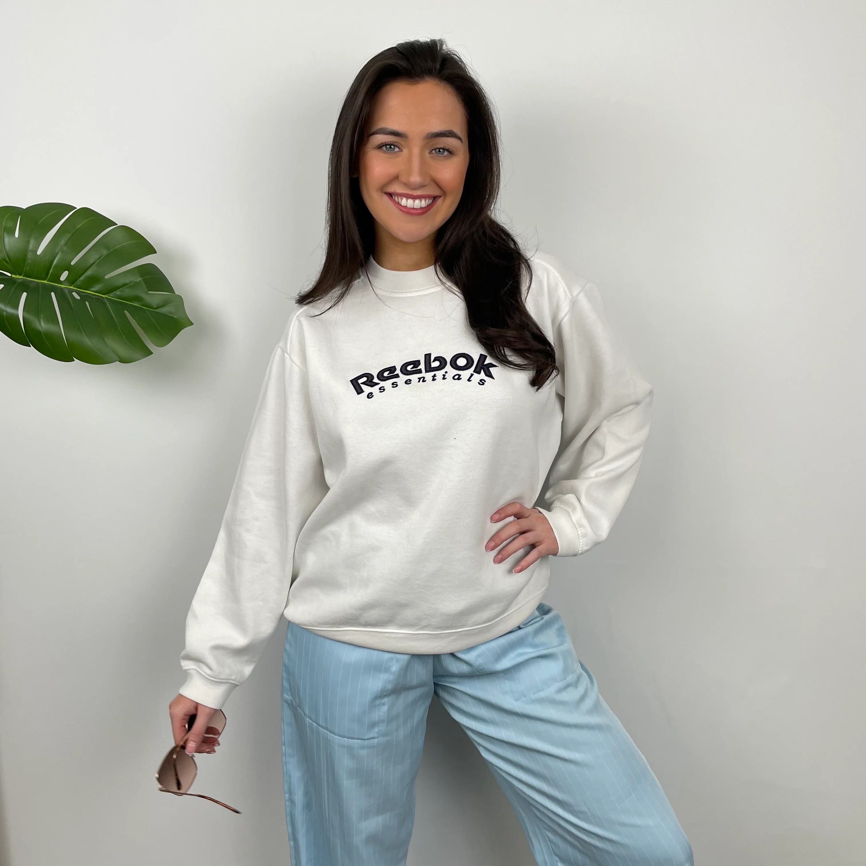 Reebok White Embroidered Spell Out Sweatshirt (M) - Image 4