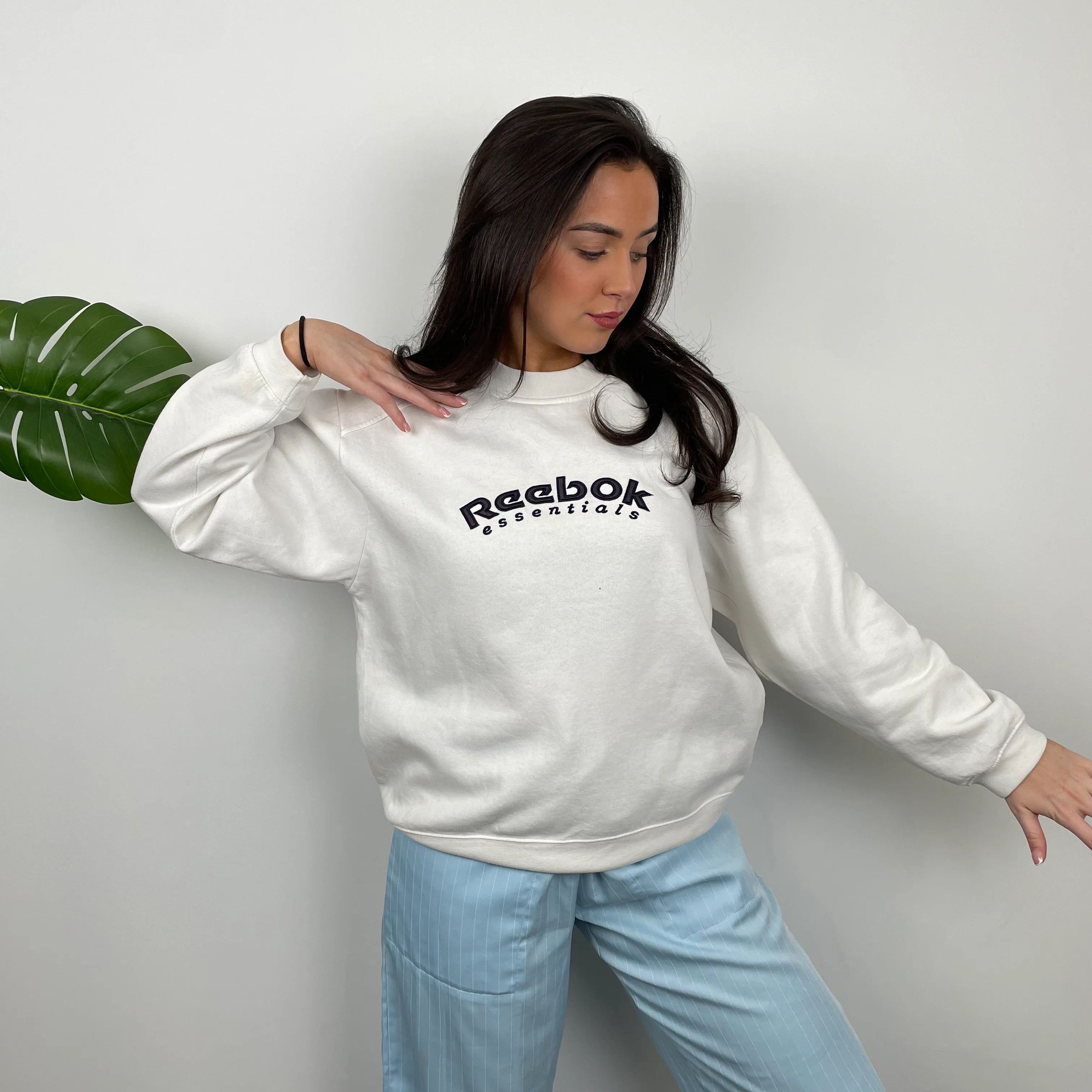 Reebok White Embroidered Spell Out Sweatshirt (M) - Image 6