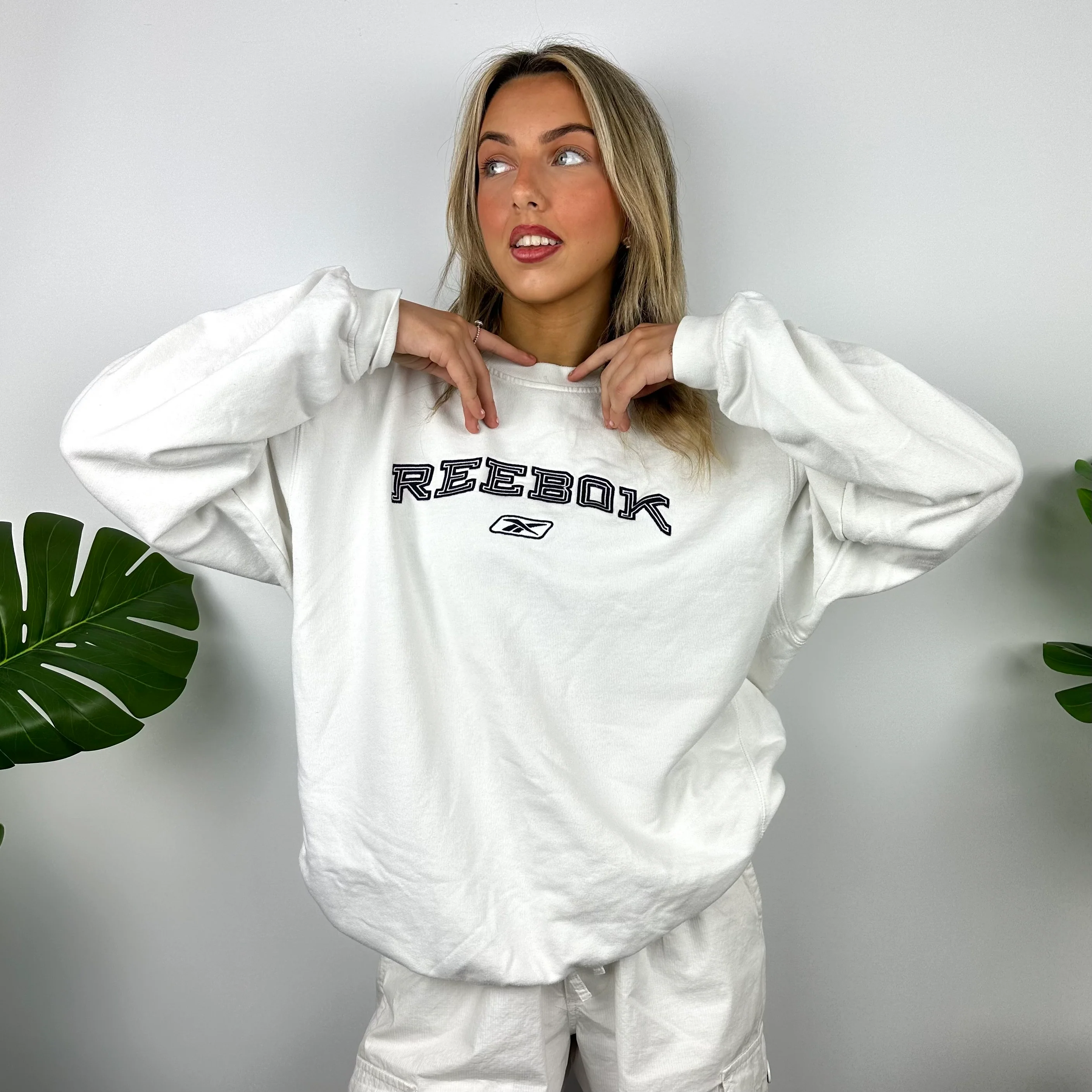 Reebok White Embroidered Spell Out Sweatshirt (L) - Image 7
