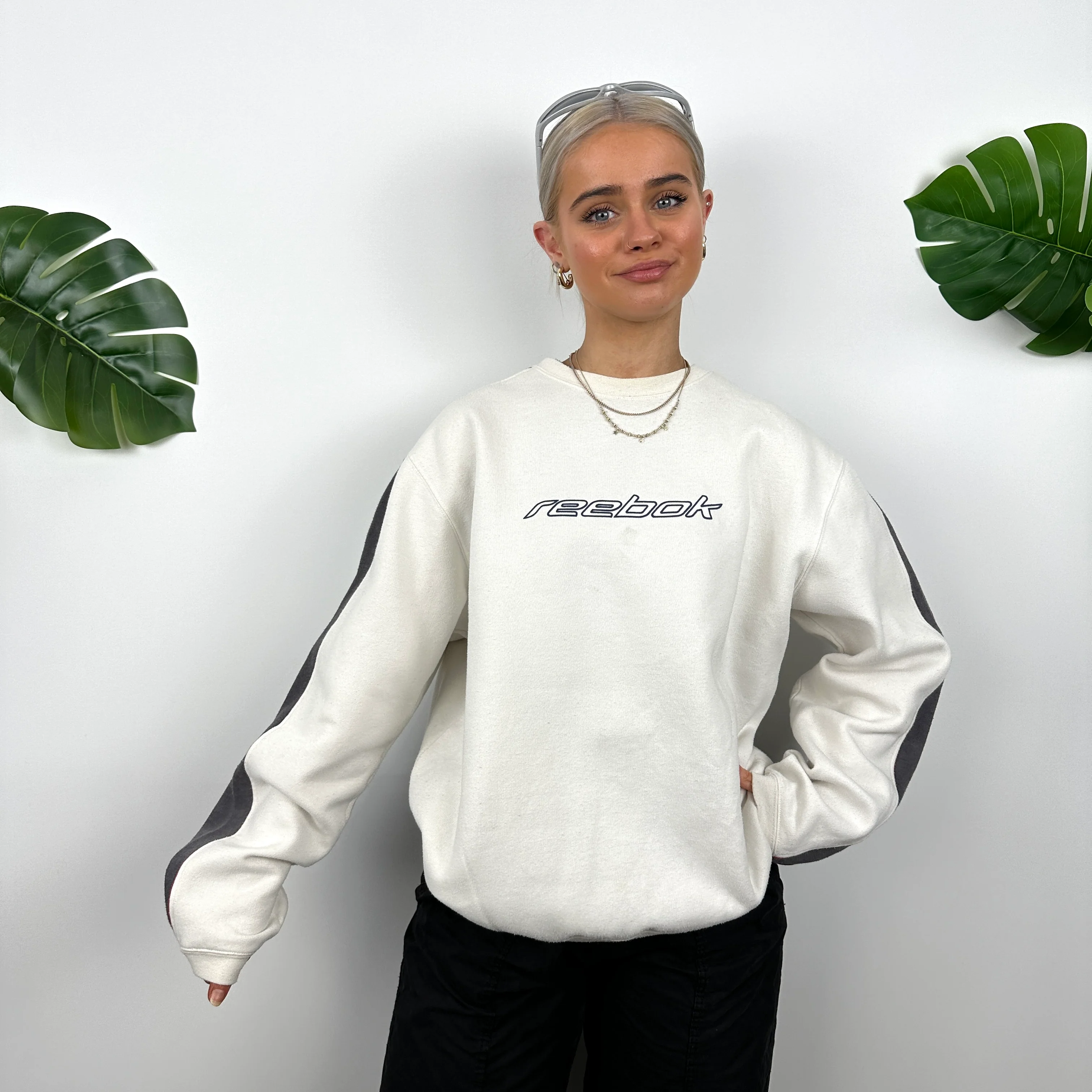 Reebok White Spell Out Sweatshirt (M) - Image 2