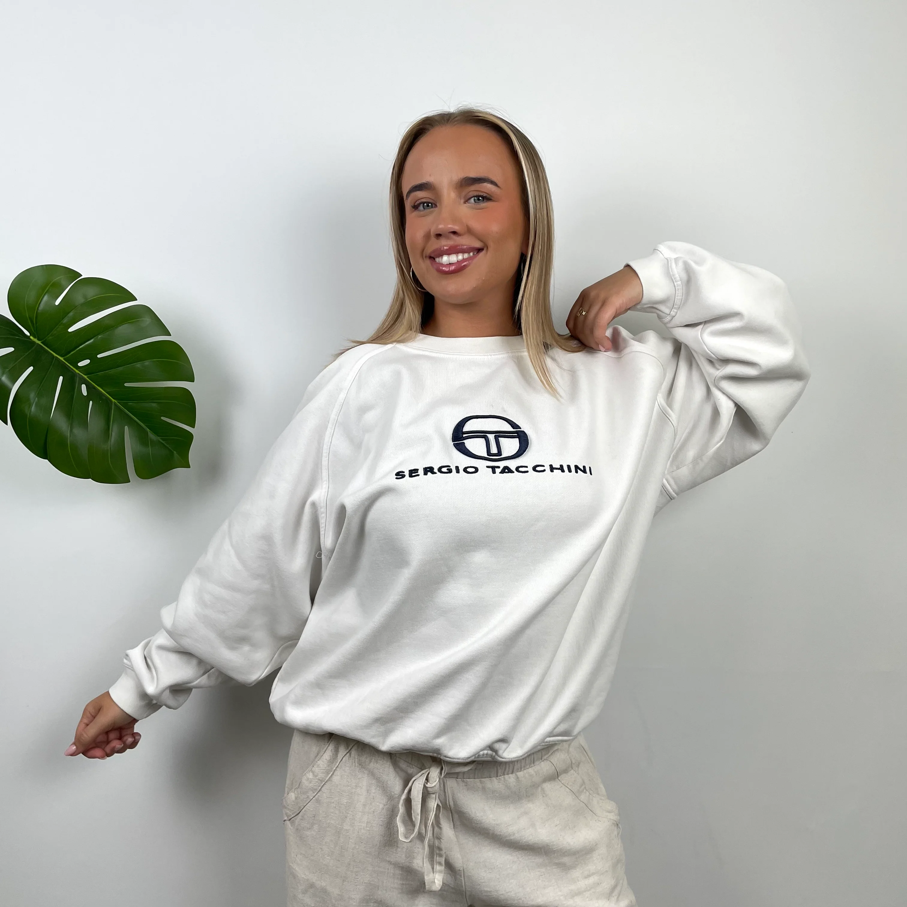 Sergio Tacchini White  Embroidered Spell Out Sweatshirt (M)