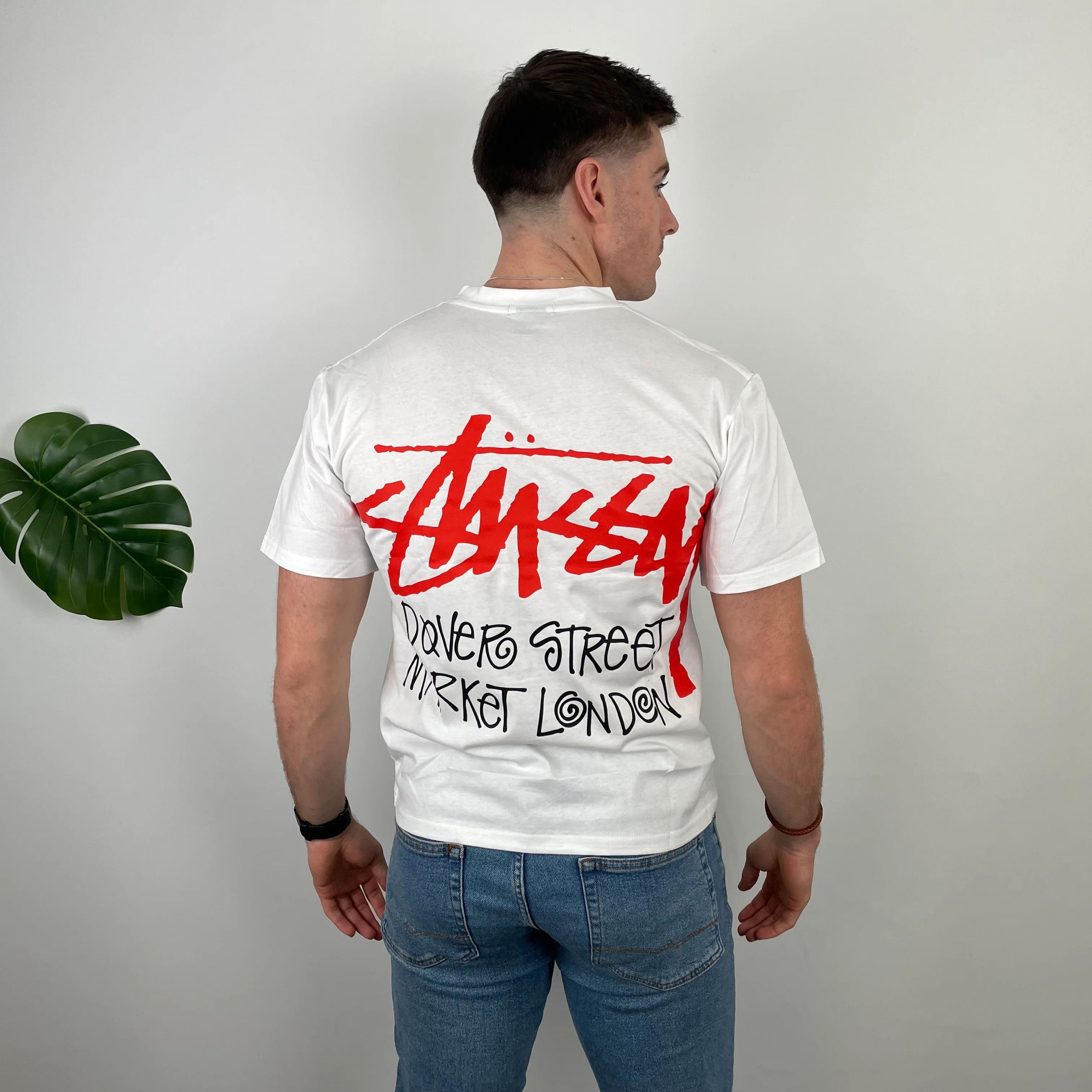 Stussy RARE White Spell Out T Shirt (M) - Image 6
