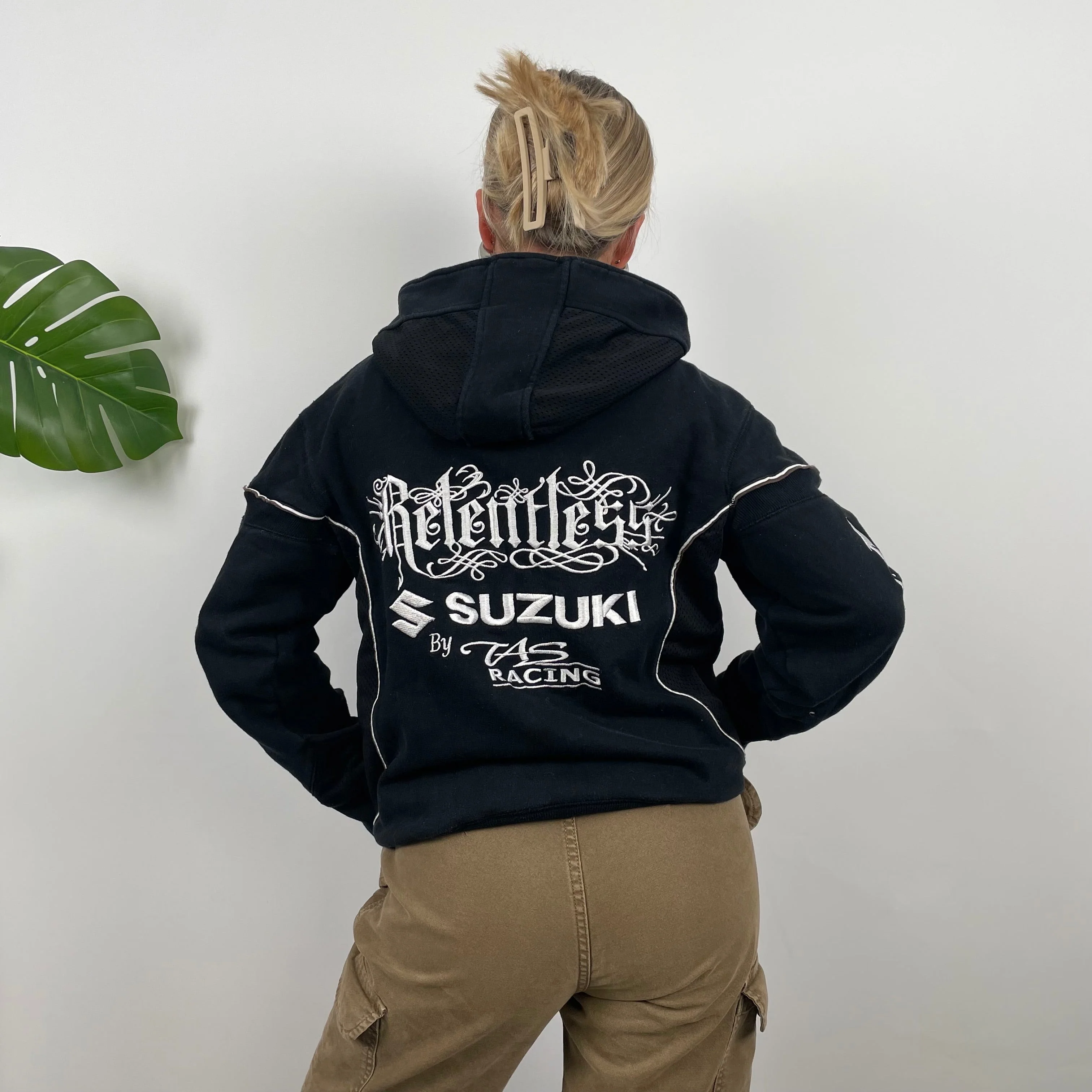 Suzuki Racing Black Embroidered Teddy Bear Fleece Zip Up Jacket (XL) - Image 6