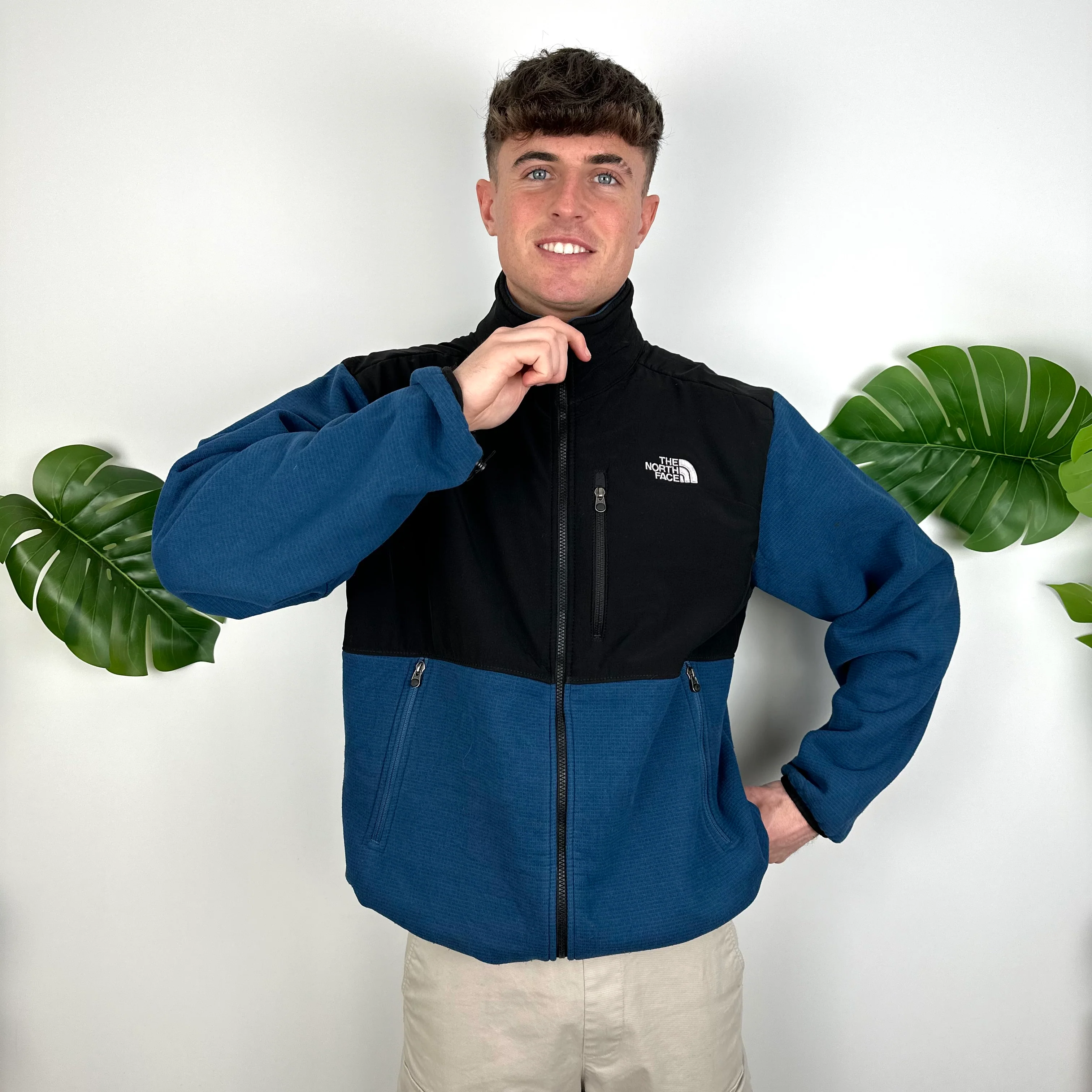 The North Face Black & Blue Denali Fleece Zip Up Jacket (L) - Image 3