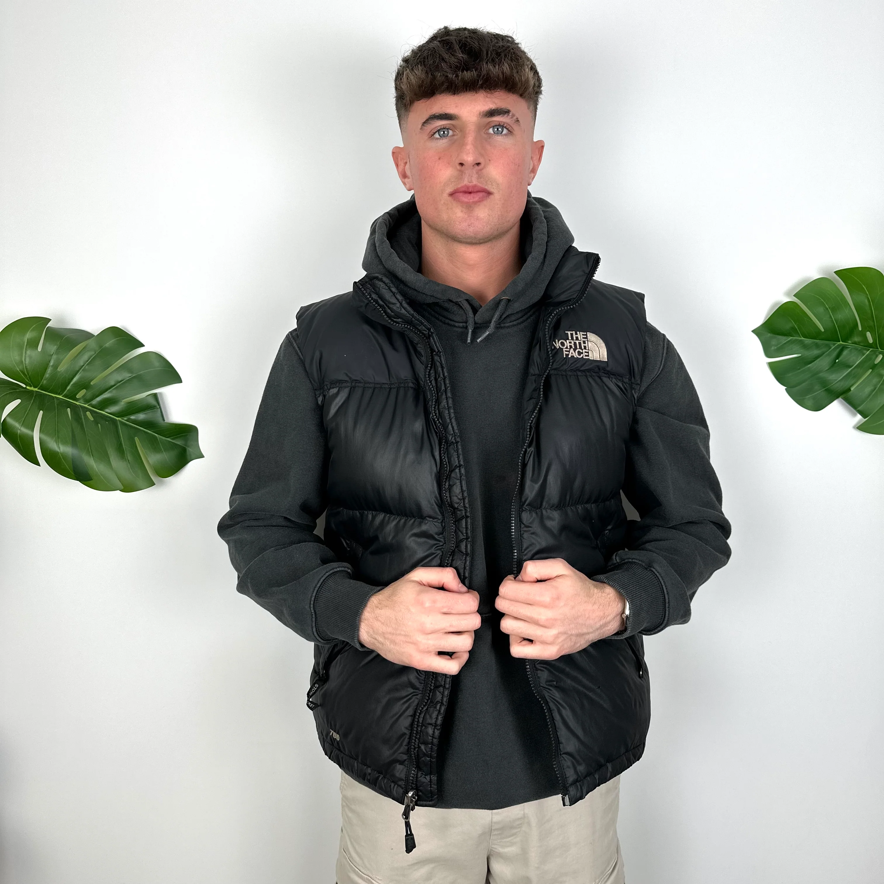 The North Face Black Nuptse 700 Puffer Gilet (M) - Image 6