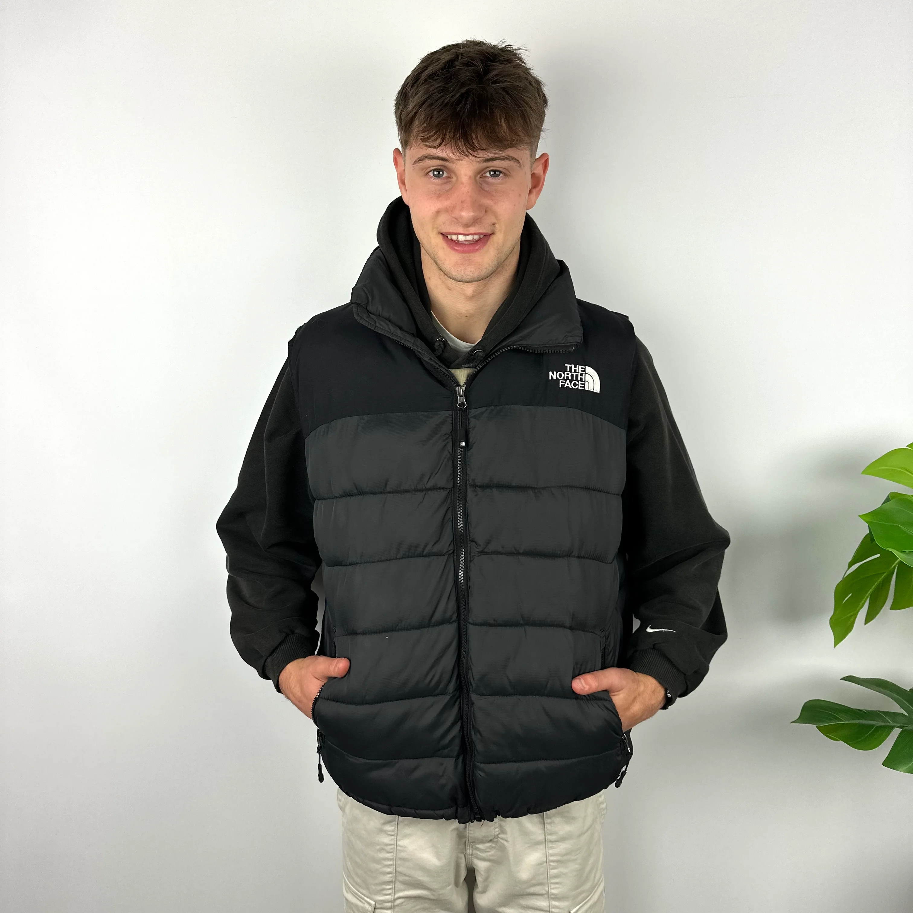 The North Face Black Puffer Gilet (XL) - Image 5