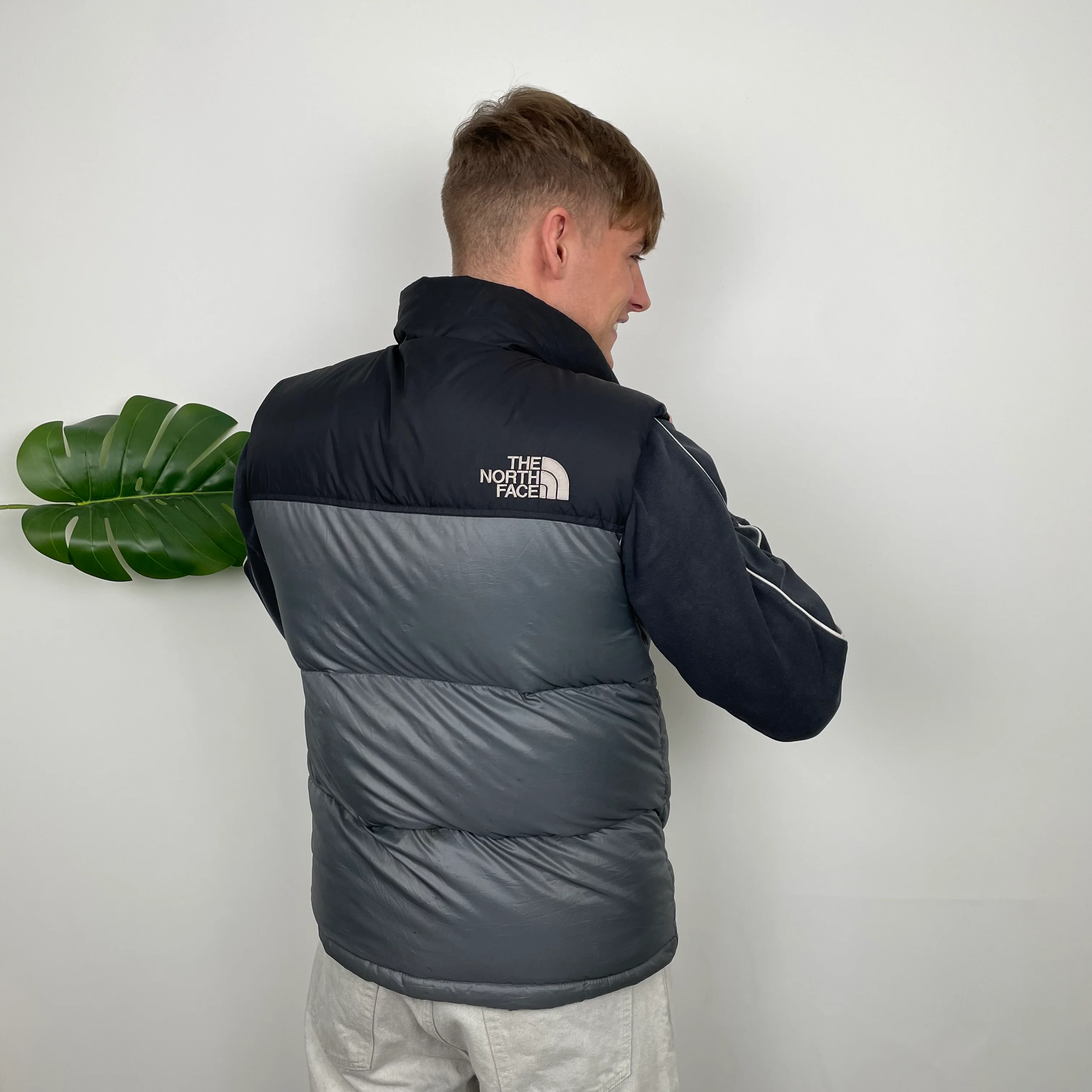 The North Face Grey Nuptse 700 Puffer Gilet (M) - Image 6