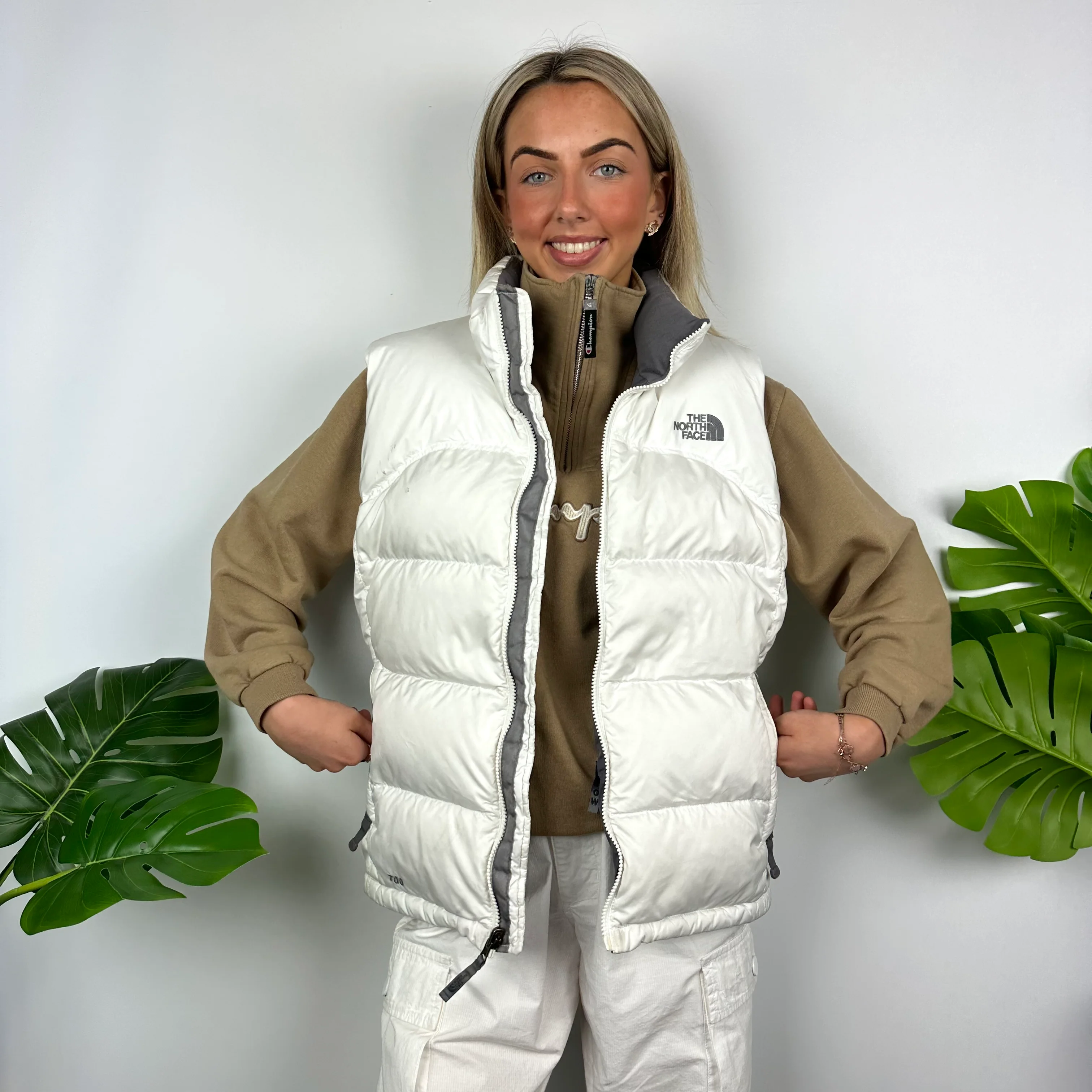 The North Face White Nuptse 700 Puffer Gilet (L) - Image 2