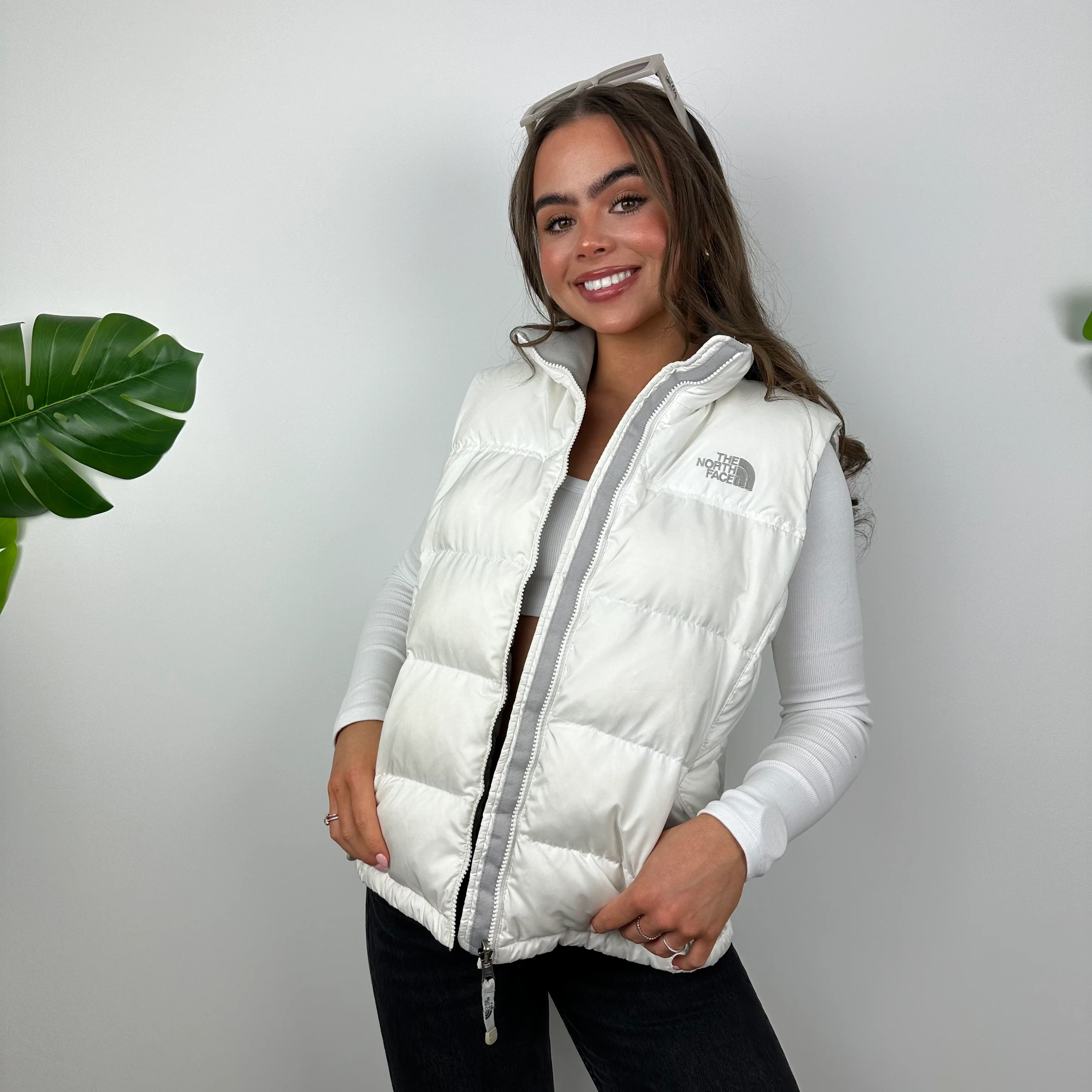 The North Face White Nuptse 700 Puffer Gilet (M) - Image 2