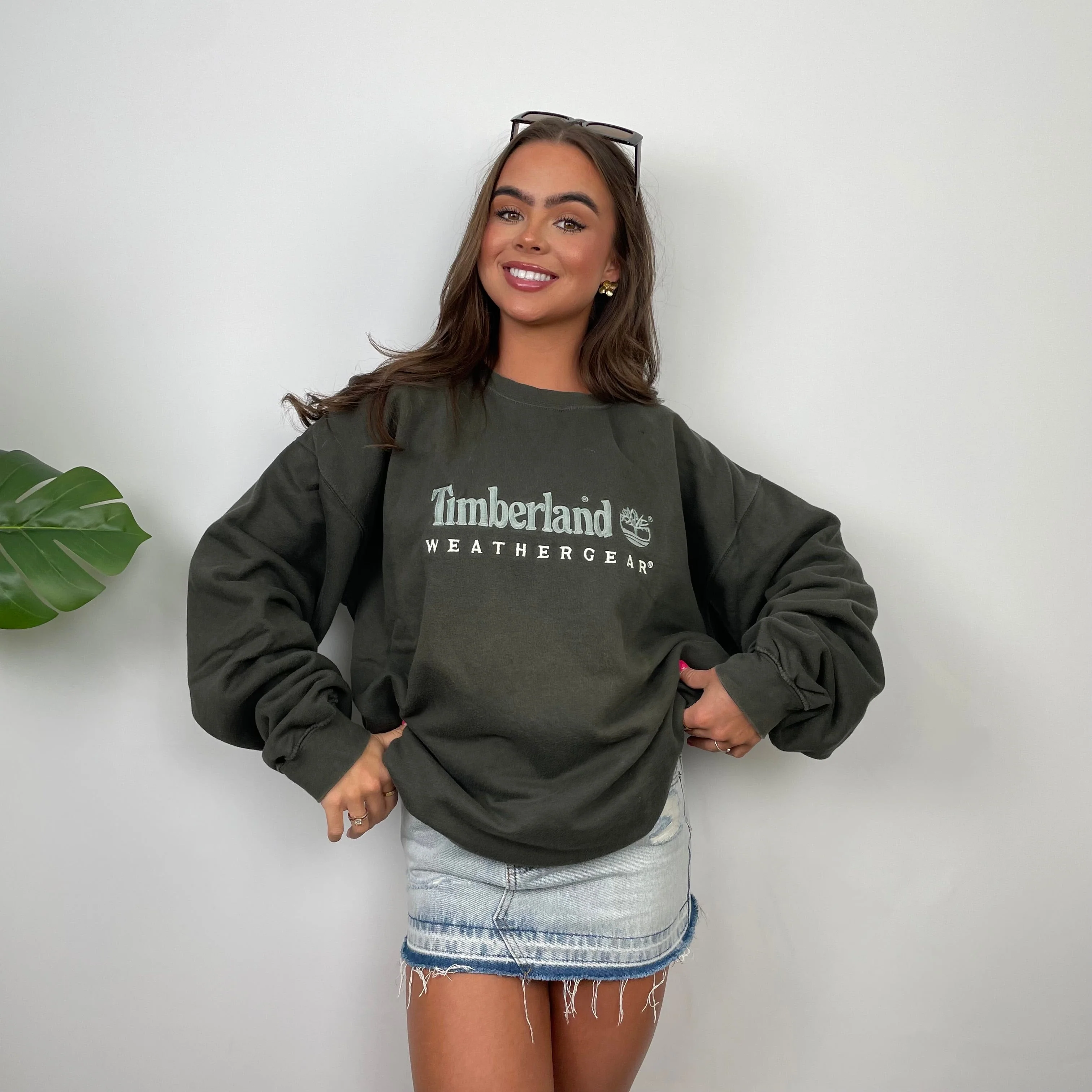Timberland Dark Green Embroidered Spell Out Sweatshirt (XL) - Image 2