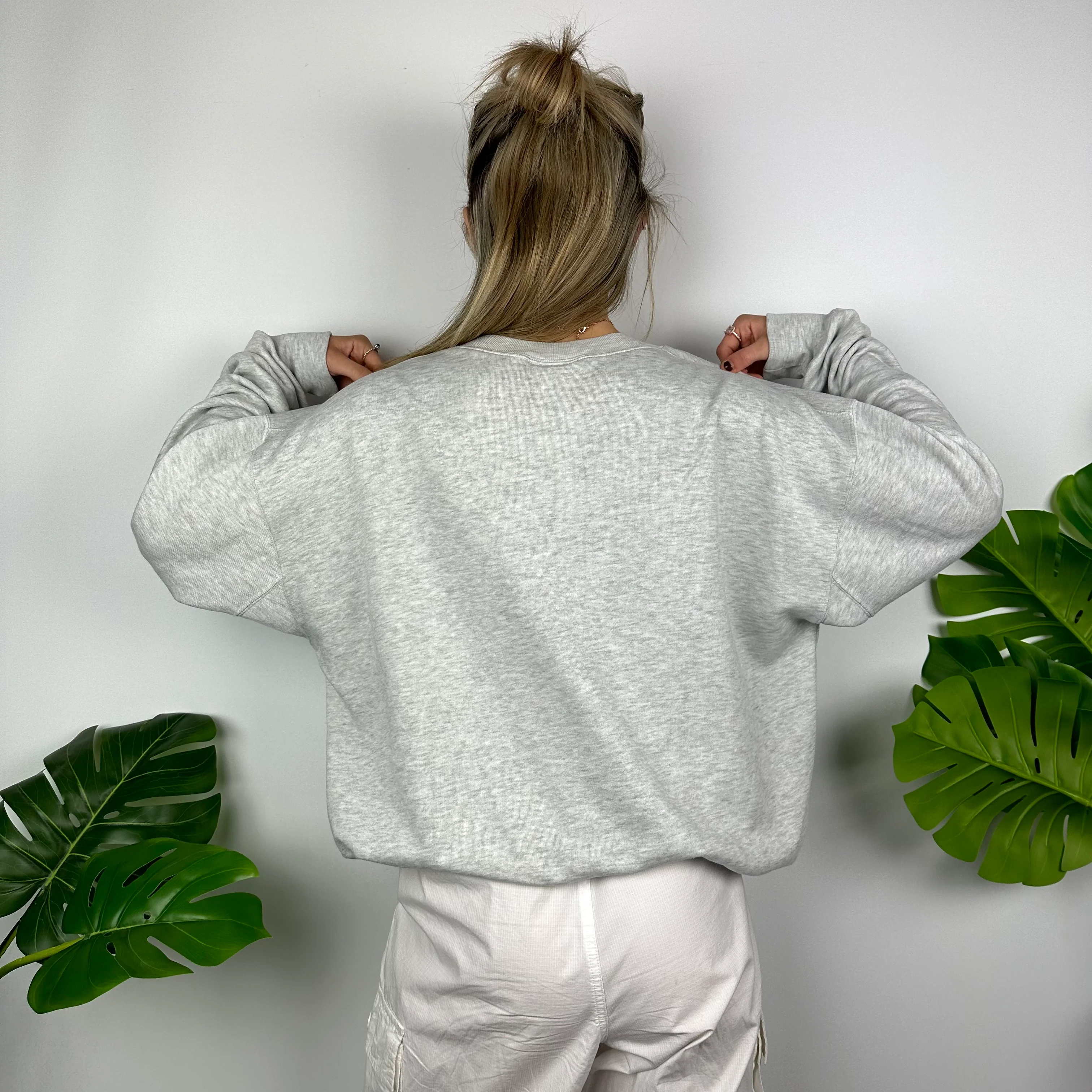 Timberland Grey Embroidered Spell Out Sweatshirt (L) - Image 4