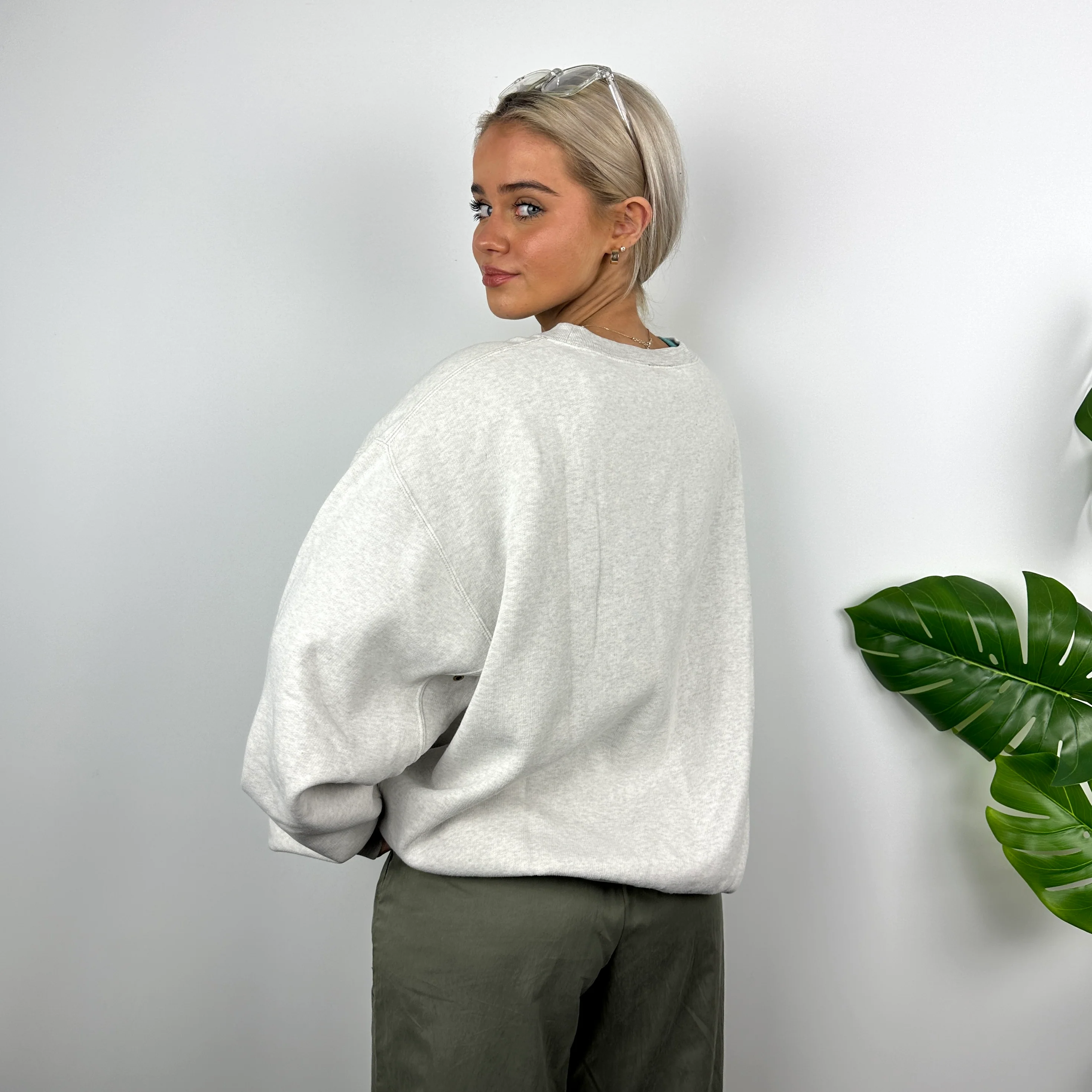 Timberland Grey Embroidered Spell Out Sweatshirt (L) - Image 4