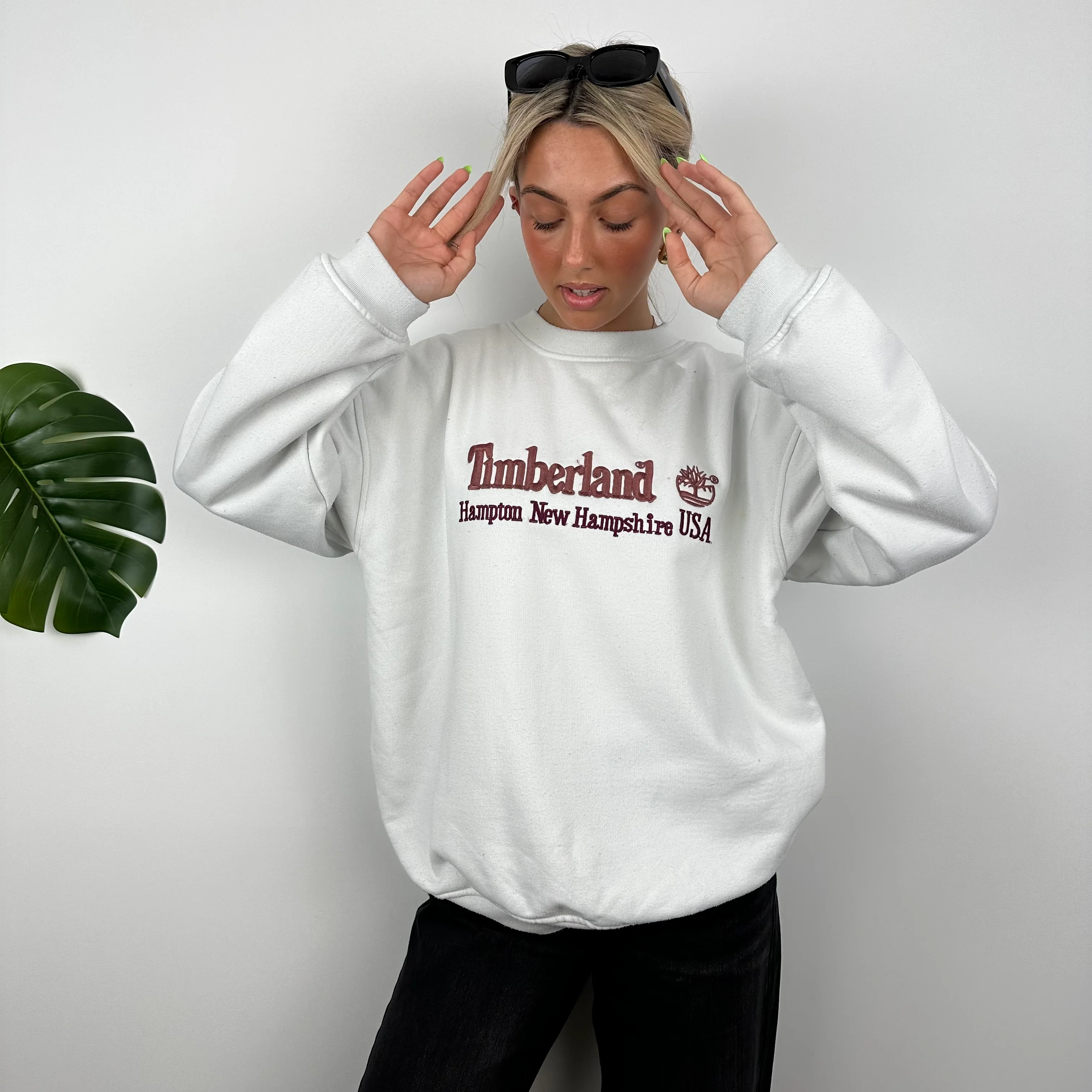 Timberland White Embroidered Spell Out Sweatshirt (M) - Image 2