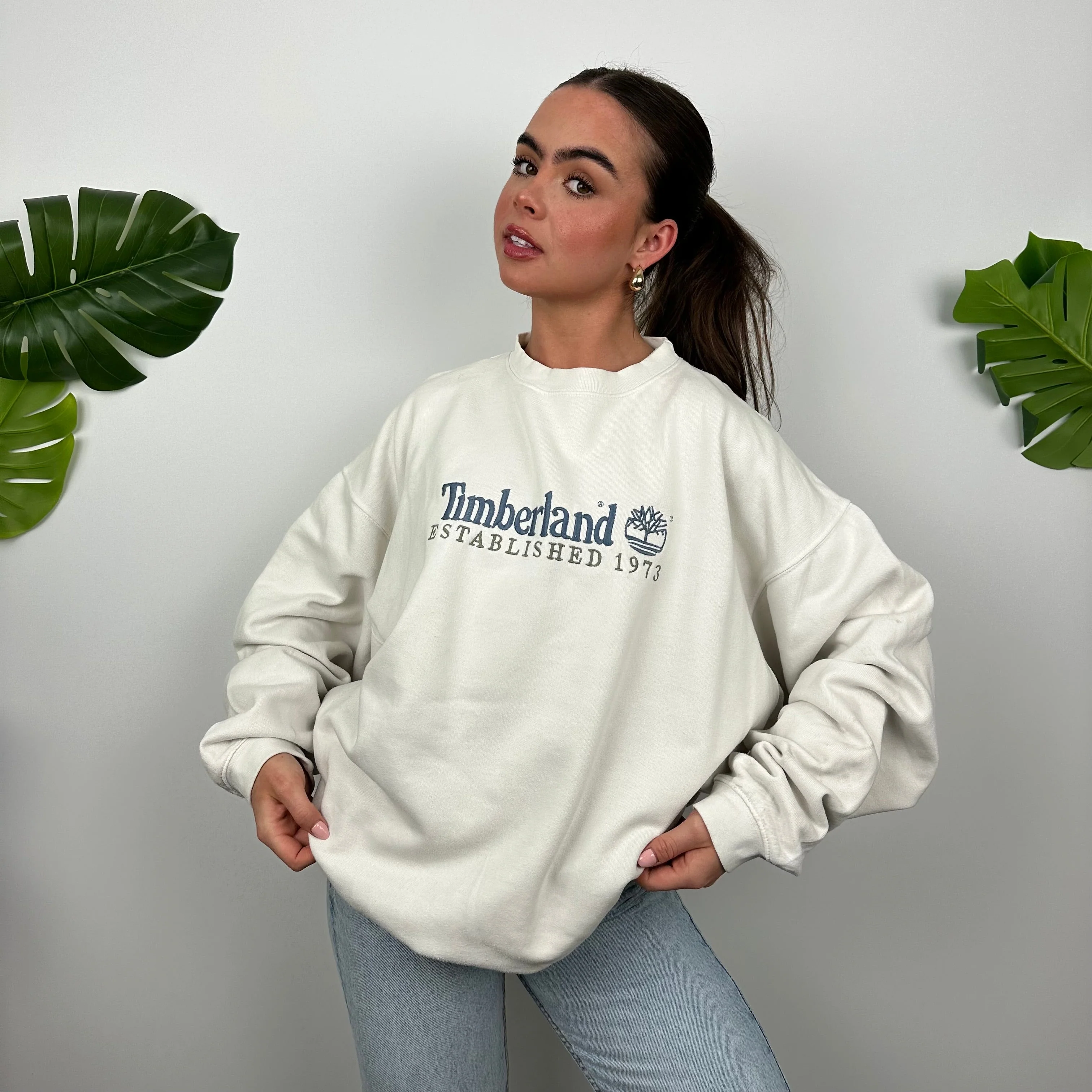 Timberland White Embroidered Spell Out Sweatshirt (M) - Image 4