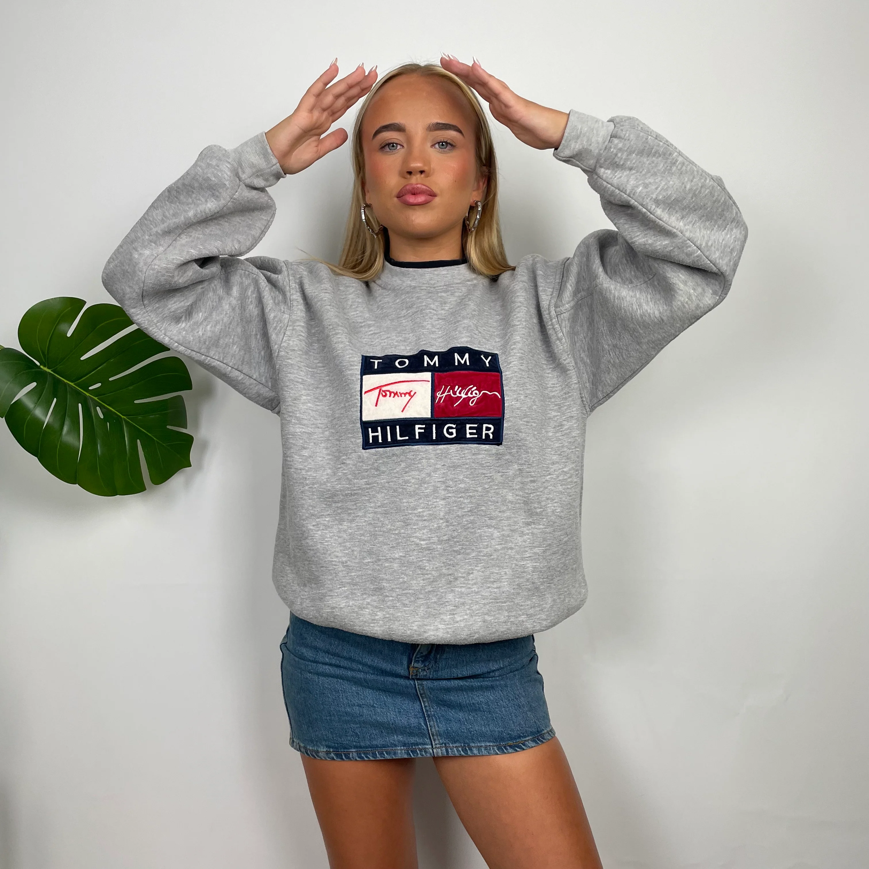 Tommy Hilfiger Grey Embroidered Spell Out Sweatshirt (S) - Image 3