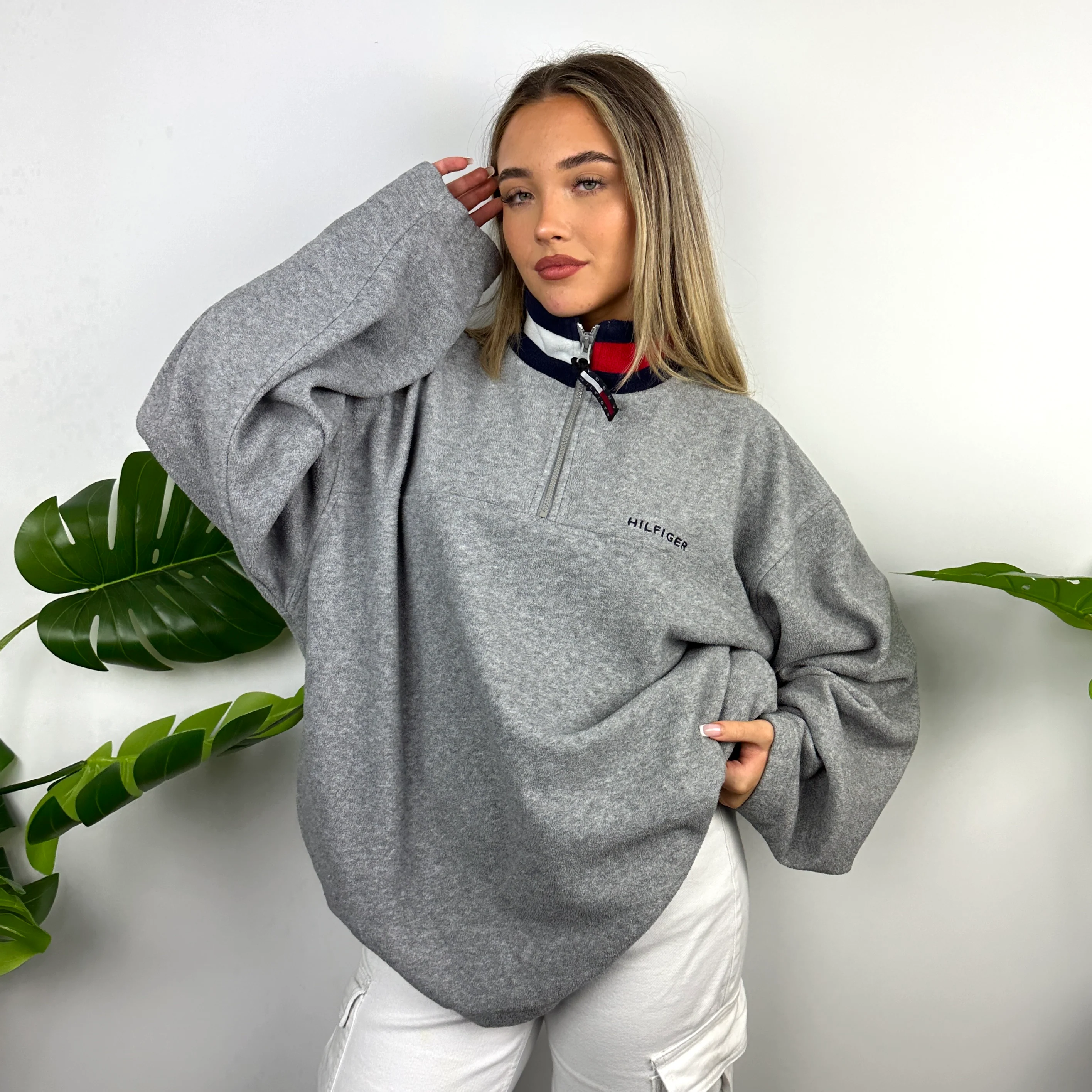 Tommy Hilfiger Grey Embroidered Spell Out Teddy Bear Fleece Quarter Zip Sweatshirt (XL) - Image 2