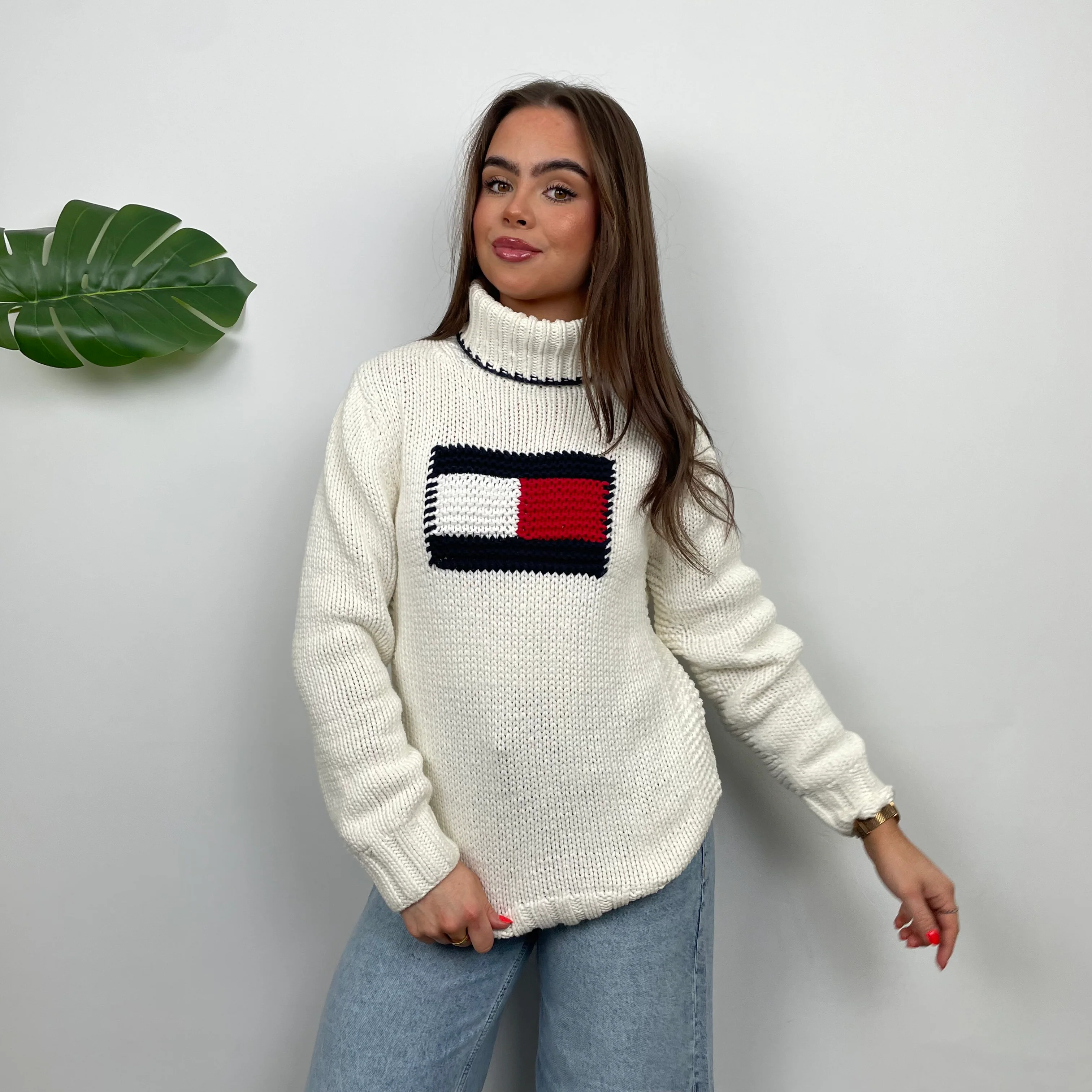 Tommy Hilfiger RARE Cream Logo Knitted Sweater (S) - Image 3