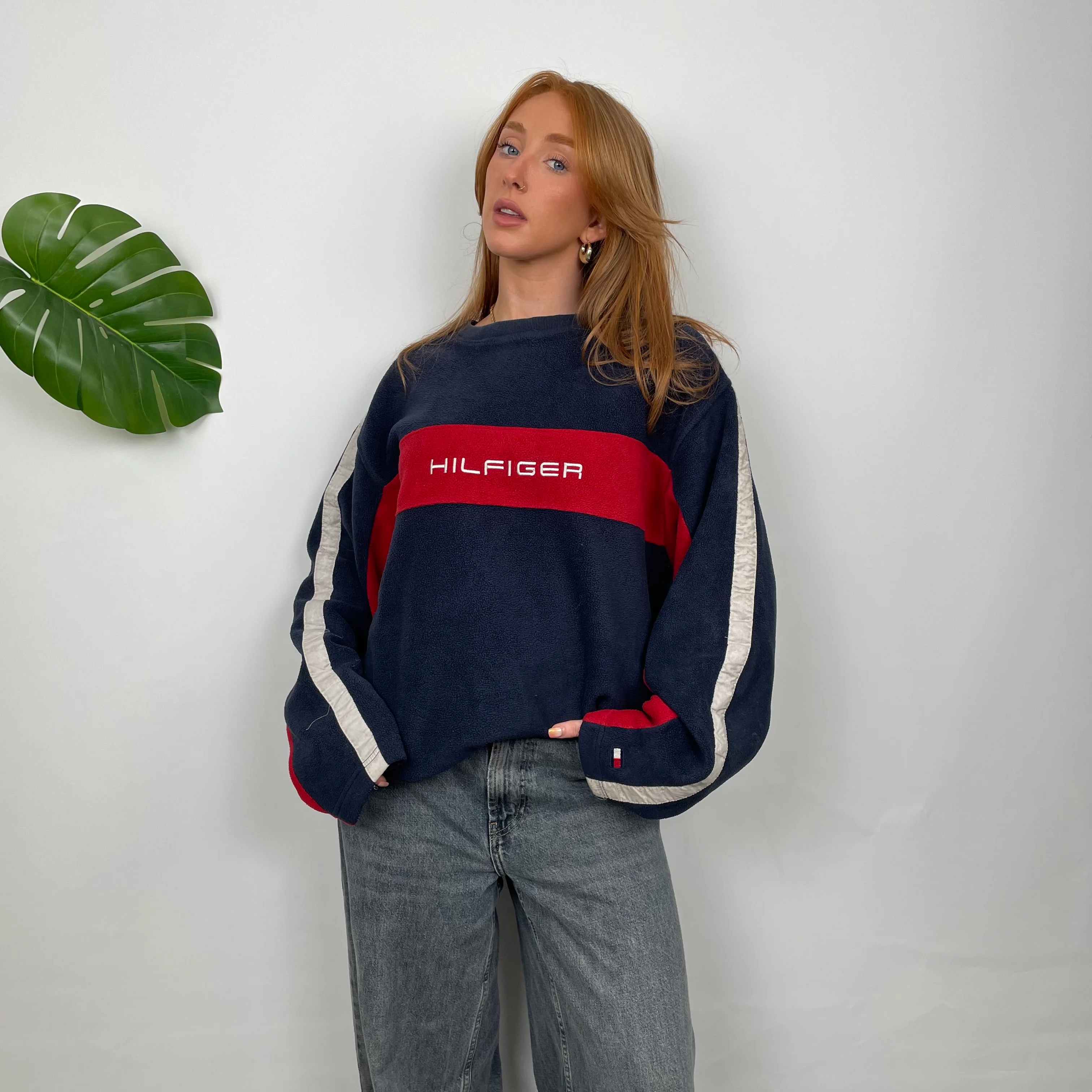 Tommy Hilfiger RARE Navy Embroidered Spell Out Fleece Sweatshirt (M) - Image 5